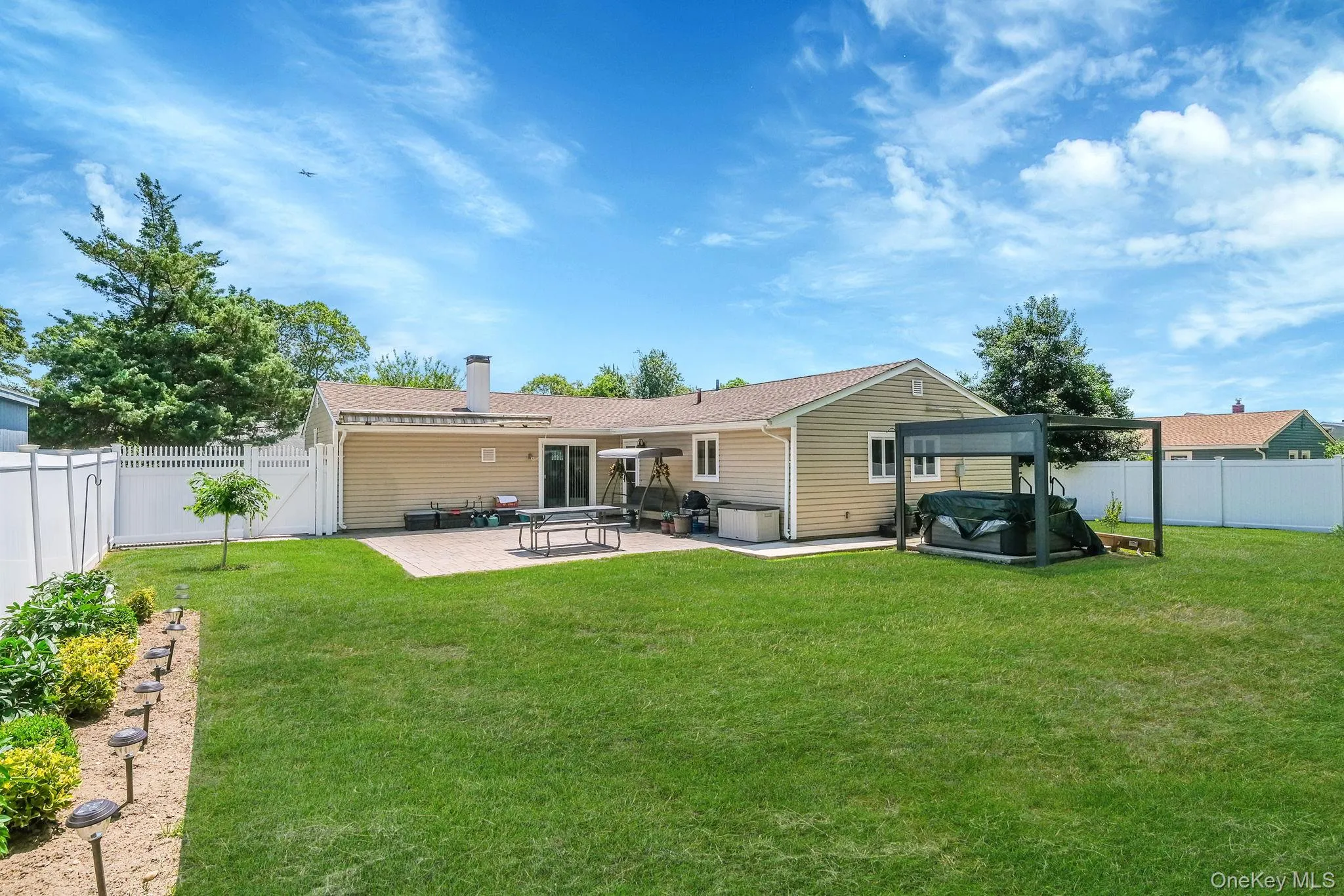 150 Rosemont Avenue, Brookhaven, NY, 3 Bedrooms Bedrooms, 7 Rooms Rooms,1 BathroomBathrooms,Residential,For Rent,Rosemont,0,1025261 150 Rosemont Avenue, Brookhaven, NY, 3 Bedrooms Bedrooms, 7 Rooms Rooms,1 BathroomBathrooms,Residential,For Rent,Rosemont,0,1025261