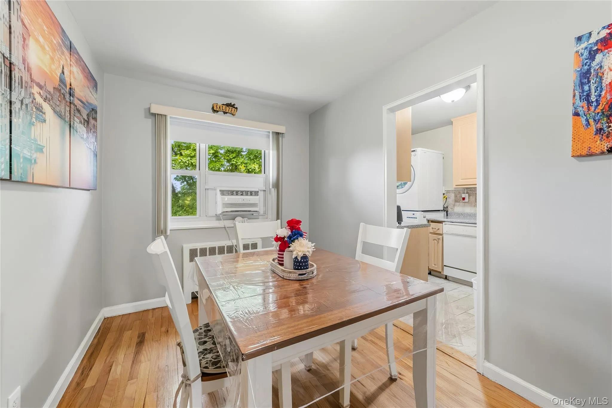 836 Broadway, Yonkers, NY, 2 Bedrooms Bedrooms, 5 Rooms Rooms,1 BathroomBathrooms,Residential,For Rent,Broadway,0,1025264 836 Broadway, Yonkers, NY, 2 Bedrooms Bedrooms, 5 Rooms Rooms,1 BathroomBathrooms,Residential,For Rent,Broadway,0,1025264