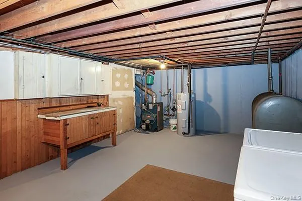 113 Iceland Drive, Huntington, NY, 3 Bedrooms Bedrooms, 5 Rooms Rooms,1 BathroomBathrooms,Residential,For Rent,Iceland,0,1025265 113 Iceland Drive, Huntington, NY, 3 Bedrooms Bedrooms, 5 Rooms Rooms,1 BathroomBathrooms,Residential,For Rent,Iceland,0,1025265
