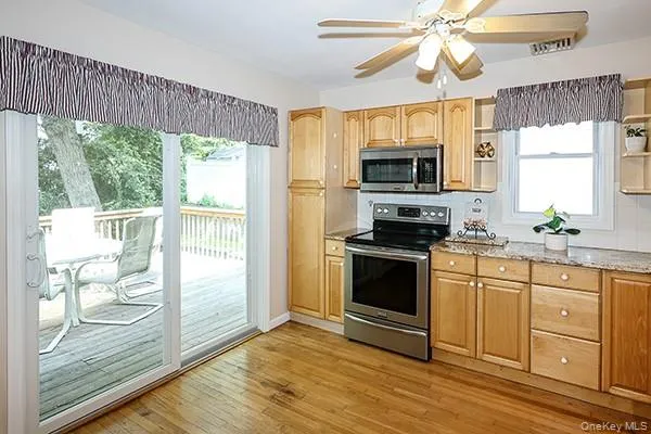 113 Iceland Drive, Huntington, NY, 3 Bedrooms Bedrooms, 5 Rooms Rooms,1 BathroomBathrooms,Residential,For Rent,Iceland,0,1025265 113 Iceland Drive, Huntington, NY, 3 Bedrooms Bedrooms, 5 Rooms Rooms,1 BathroomBathrooms,Residential,For Rent,Iceland,0,1025265