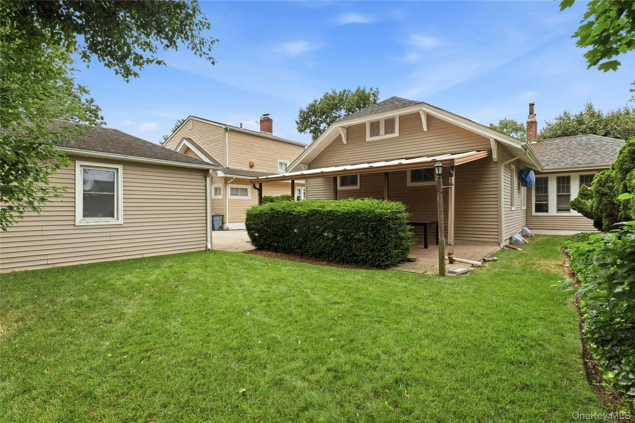 16 Superior Road, Hempstead, NY, 3 Bedrooms Bedrooms, 7 Rooms Rooms,2 BathroomsBathrooms,Residential,For Rent,Superior,0,1025267 16 Superior Road, Hempstead, NY, 3 Bedrooms Bedrooms, 7 Rooms Rooms,2 BathroomsBathrooms,Residential,For Rent,Superior,0,1025267