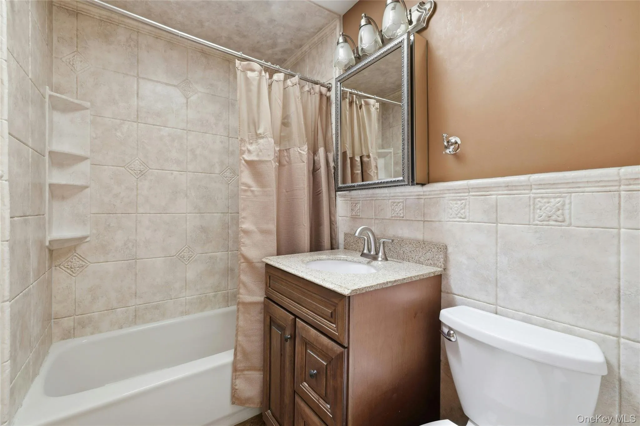 16 Superior Road, Hempstead, NY, 3 Bedrooms Bedrooms, 7 Rooms Rooms,2 BathroomsBathrooms,Residential,For Rent,Superior,0,1025267 16 Superior Road, Hempstead, NY, 3 Bedrooms Bedrooms, 7 Rooms Rooms,2 BathroomsBathrooms,Residential,For Rent,Superior,0,1025267