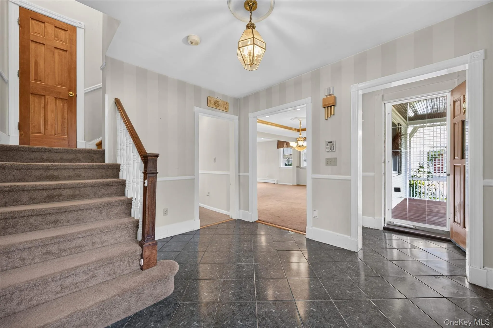 Foyer Foyer