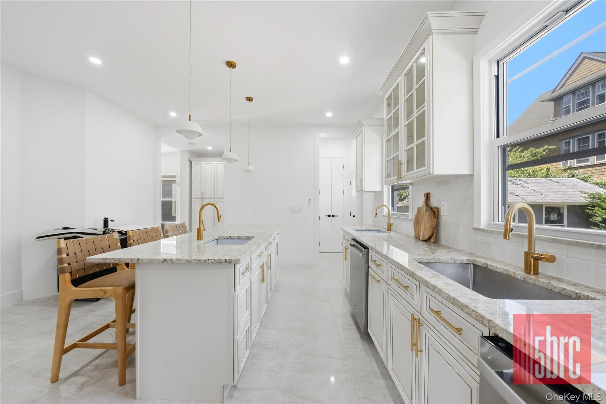 1205 Beverley Road, New York, NY, 5 Bedrooms Bedrooms, 18 Rooms Rooms,5 BathroomsBathrooms,Residential,For Rent,Beverley,0,1025270 1205 Beverley Road, New York, NY, 5 Bedrooms Bedrooms, 18 Rooms Rooms,5 BathroomsBathrooms,Residential,For Rent,Beverley,0,1025270