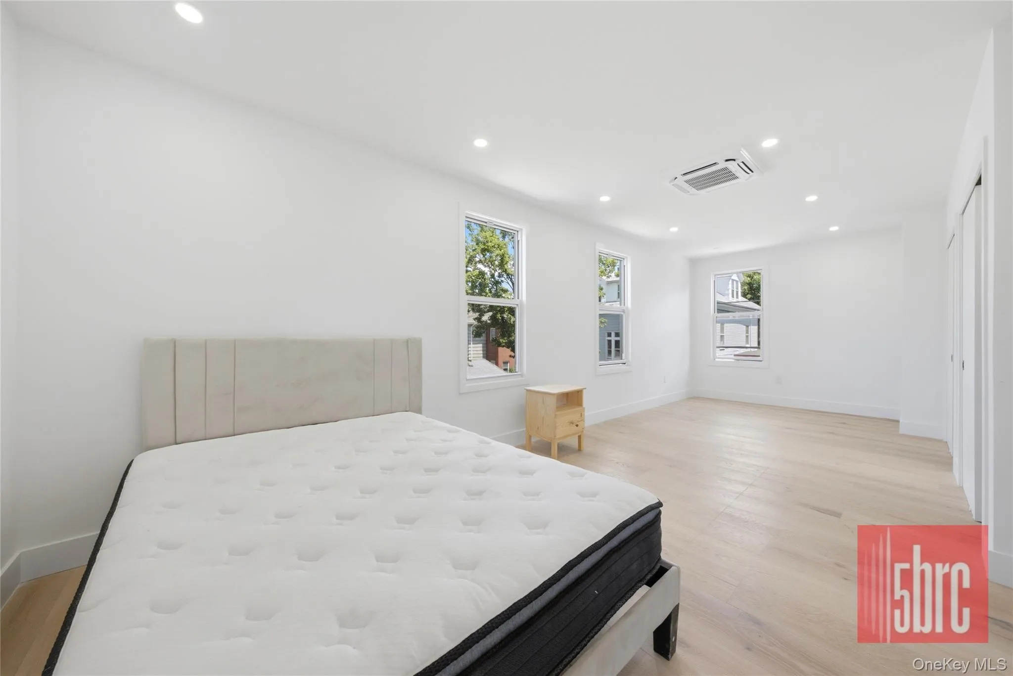 1205 Beverley Road, New York, NY, 5 Bedrooms Bedrooms, 18 Rooms Rooms,5 BathroomsBathrooms,Residential,For Rent,Beverley,0,1025270 1205 Beverley Road, New York, NY, 5 Bedrooms Bedrooms, 18 Rooms Rooms,5 BathroomsBathrooms,Residential,For Rent,Beverley,0,1025270