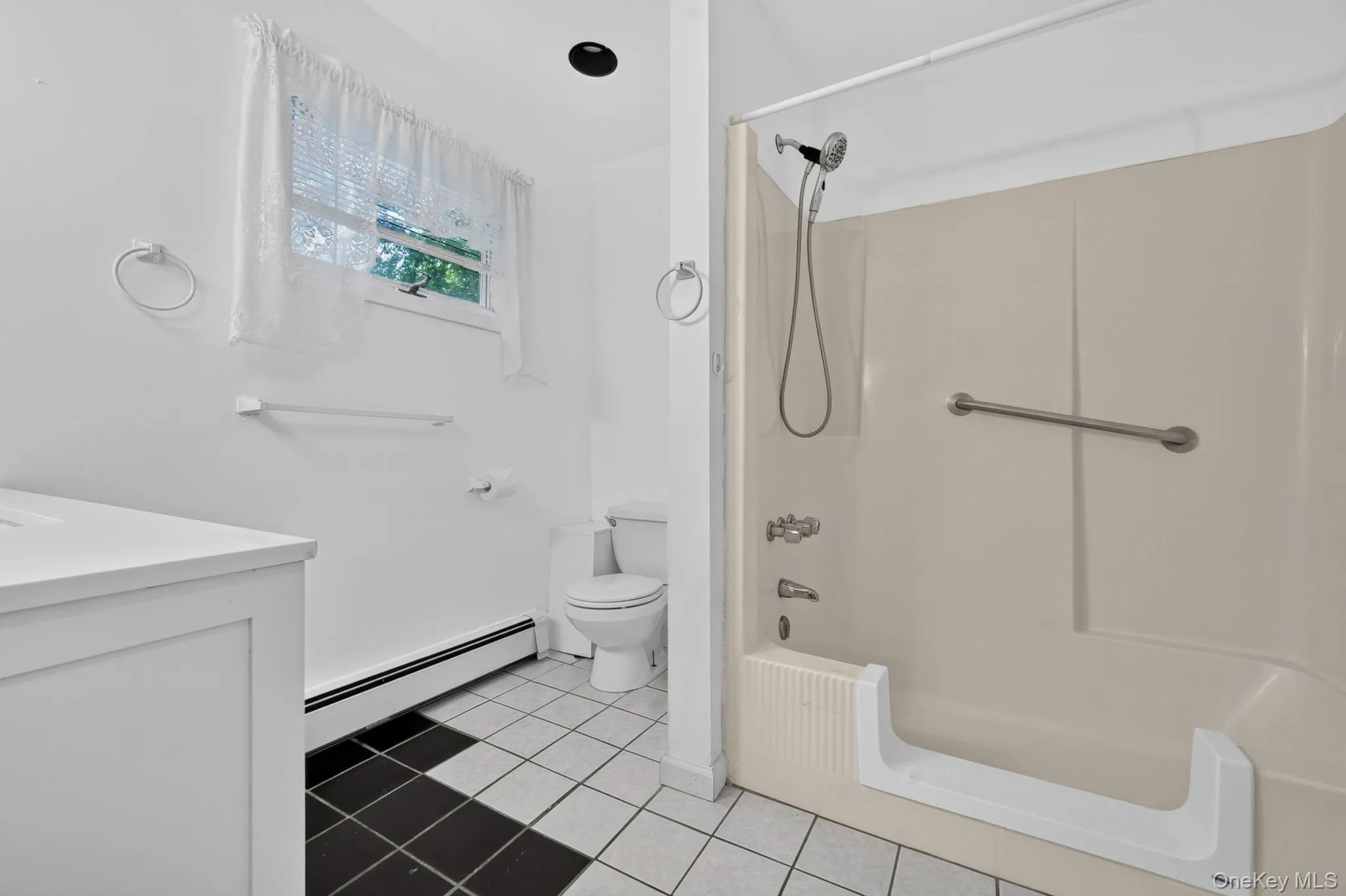 174 Beaver Drive, Brookhaven, NY, 4 Bedrooms Bedrooms, 9 Rooms Rooms,2 BathroomsBathrooms,Residential,For Rent,Beaver,0,1025272 174 Beaver Drive, Brookhaven, NY, 4 Bedrooms Bedrooms, 9 Rooms Rooms,2 BathroomsBathrooms,Residential,For Rent,Beaver,0,1025272