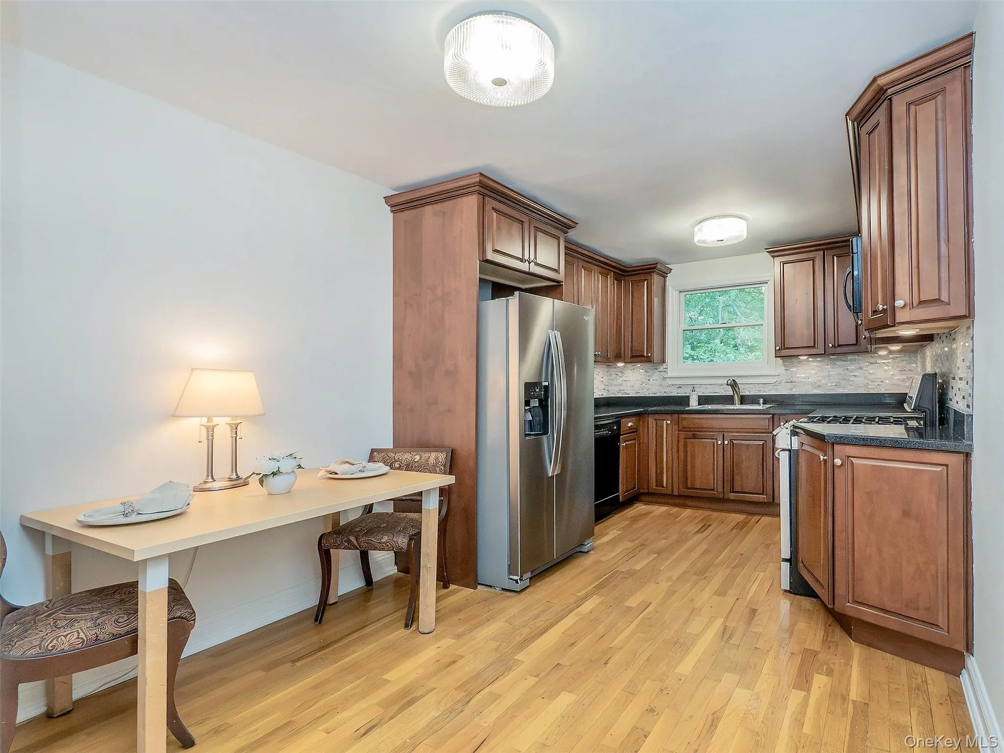 Eat in kitchen Eat in kitchen