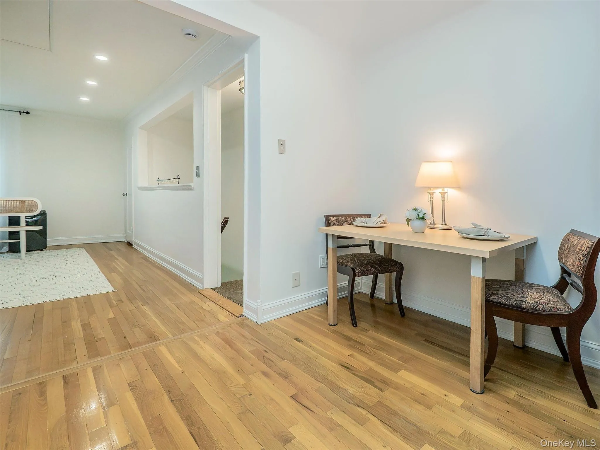 84U Glen Keith Road, Glen Cove, NY, 1 Bedroom Bedrooms, 3 Rooms Rooms,1 BathroomBathrooms,Residential,For Rent,Glen Keith,0,1025281 84U Glen Keith Road, Glen Cove, NY, 1 Bedroom Bedrooms, 3 Rooms Rooms,1 BathroomBathrooms,Residential,For Rent,Glen Keith,0,1025281