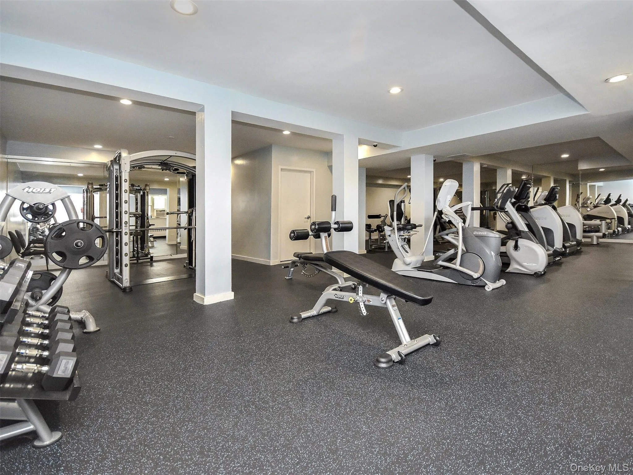 Newly updated gym with new machines Newly updated gym with new machines