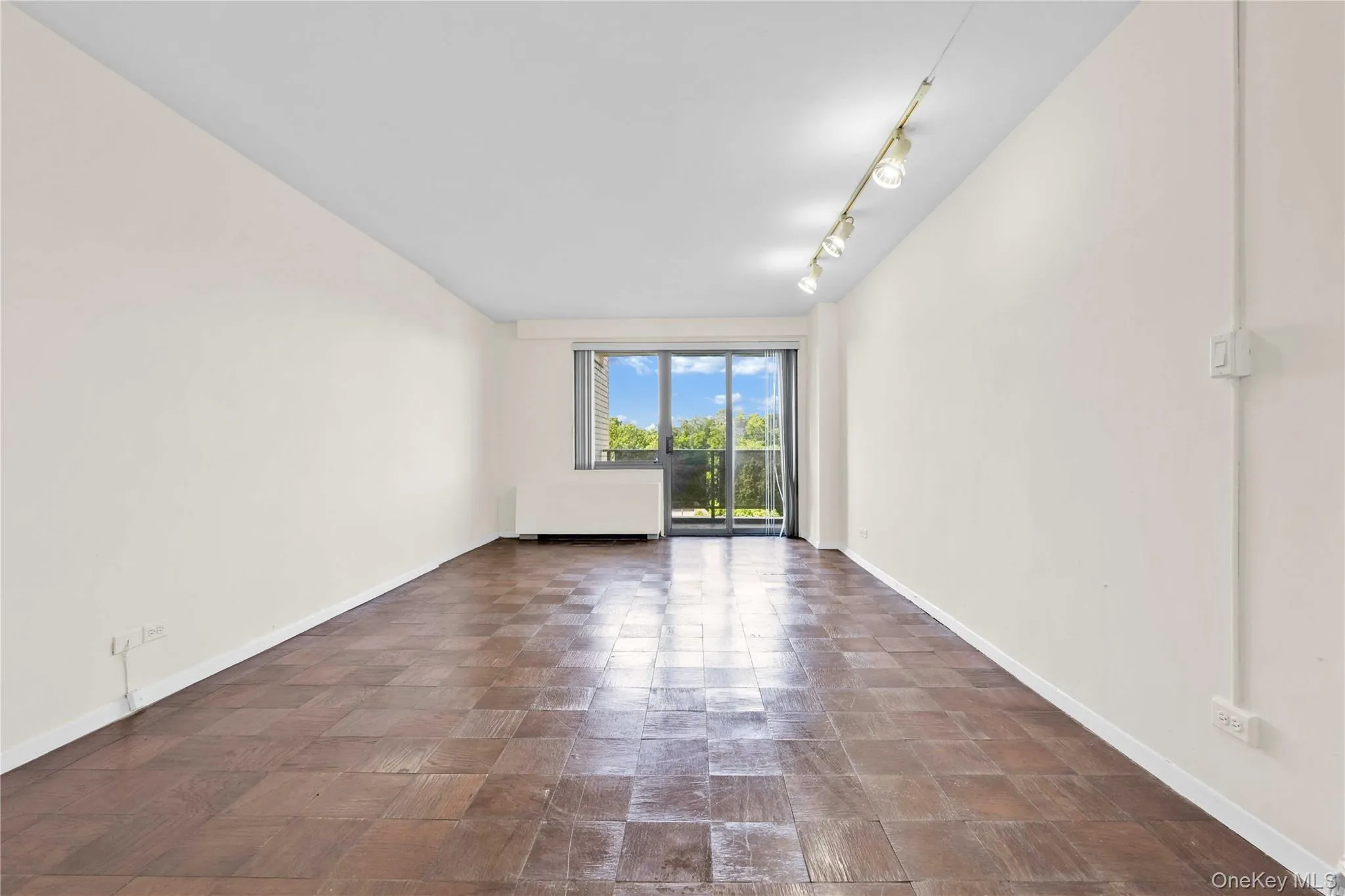 175-20 Wexford Terrace, New York, NY, 1 Room Rooms,1 BathroomBathrooms,Residential,For Rent,Wexford Terrace,0,1025289 175-20 Wexford Terrace, New York, NY, 1 Room Rooms,1 BathroomBathrooms,Residential,For Rent,Wexford Terrace,0,1025289