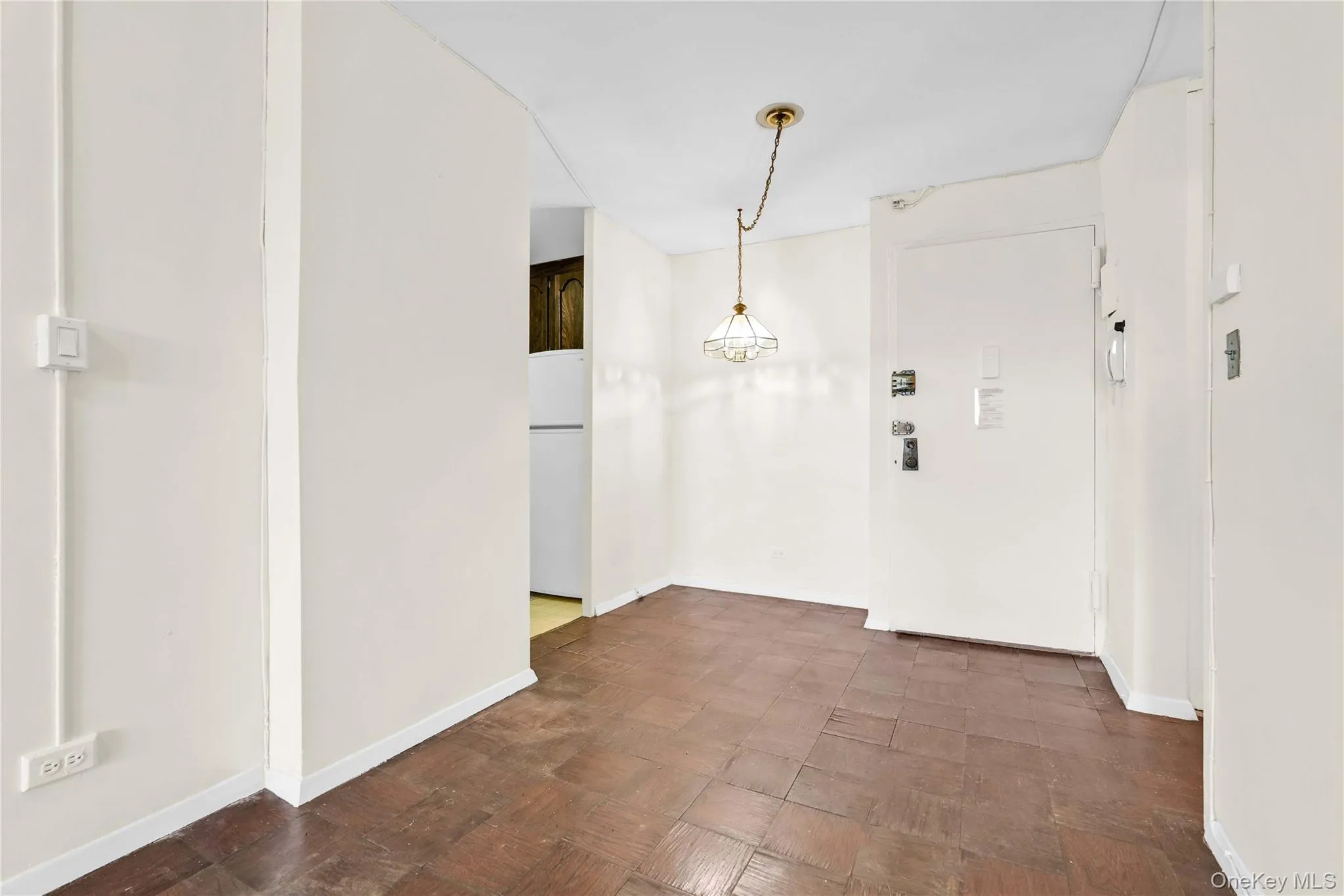 175-20 Wexford Terrace, New York, NY, 1 Room Rooms,1 BathroomBathrooms,Residential,For Rent,Wexford Terrace,0,1025289 175-20 Wexford Terrace, New York, NY, 1 Room Rooms,1 BathroomBathrooms,Residential,For Rent,Wexford Terrace,0,1025289