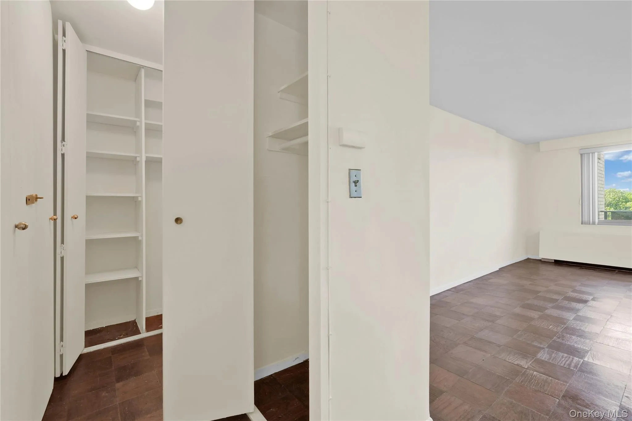 175-20 Wexford Terrace, New York, NY, 1 Room Rooms,1 BathroomBathrooms,Residential,For Rent,Wexford Terrace,0,1025289 175-20 Wexford Terrace, New York, NY, 1 Room Rooms,1 BathroomBathrooms,Residential,For Rent,Wexford Terrace,0,1025289
