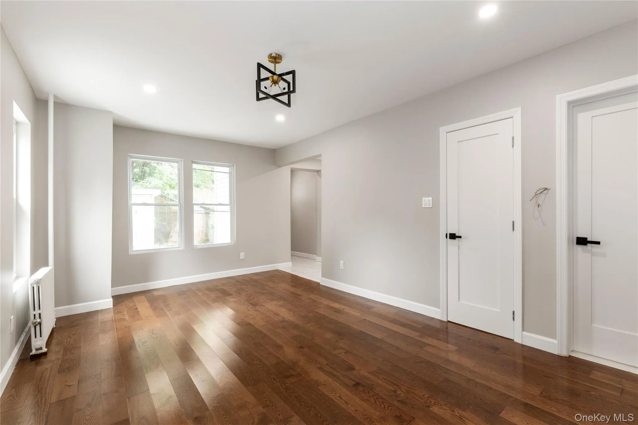 8492 Homelawn Street, New York, NY, 4 Bedrooms Bedrooms, 10 Rooms Rooms,4 BathroomsBathrooms,Residential,For Rent,Homelawn,0,1025292 8492 Homelawn Street, New York, NY, 4 Bedrooms Bedrooms, 10 Rooms Rooms,4 BathroomsBathrooms,Residential,For Rent,Homelawn,0,1025292