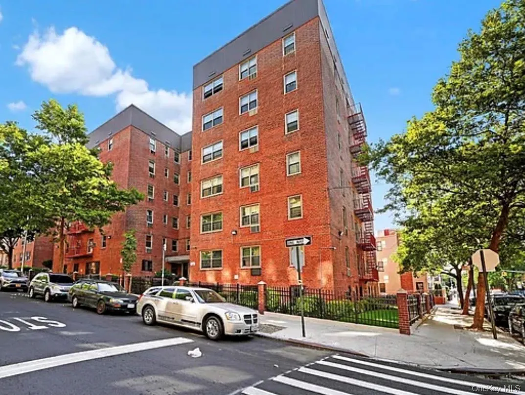 1010 Sherman, New York, NY, 1 Bedroom Bedrooms, 3 Rooms Rooms,1 BathroomBathrooms,Residential,For Rent,Sherman,0,1025303 1010 Sherman, New York, NY, 1 Bedroom Bedrooms, 3 Rooms Rooms,1 BathroomBathrooms,Residential,For Rent,Sherman,0,1025303