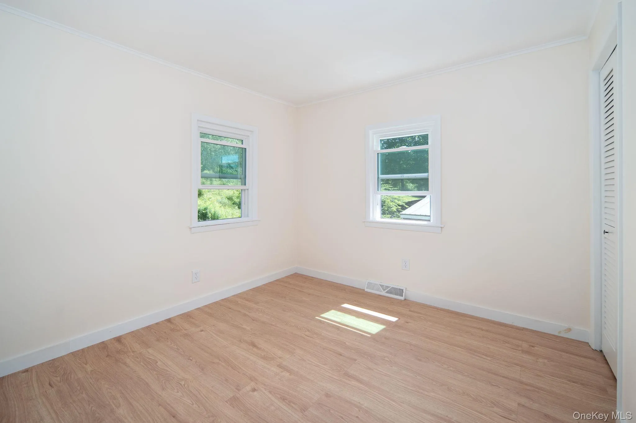 162 Gorge Rd, Out Of Area, NY, 4 Bedrooms Bedrooms, 8 Rooms Rooms,1 BathroomBathrooms,Residential,For Rent,Gorge Rd,0,1025304 162 Gorge Rd, Out Of Area, NY, 4 Bedrooms Bedrooms, 8 Rooms Rooms,1 BathroomBathrooms,Residential,For Rent,Gorge Rd,0,1025304