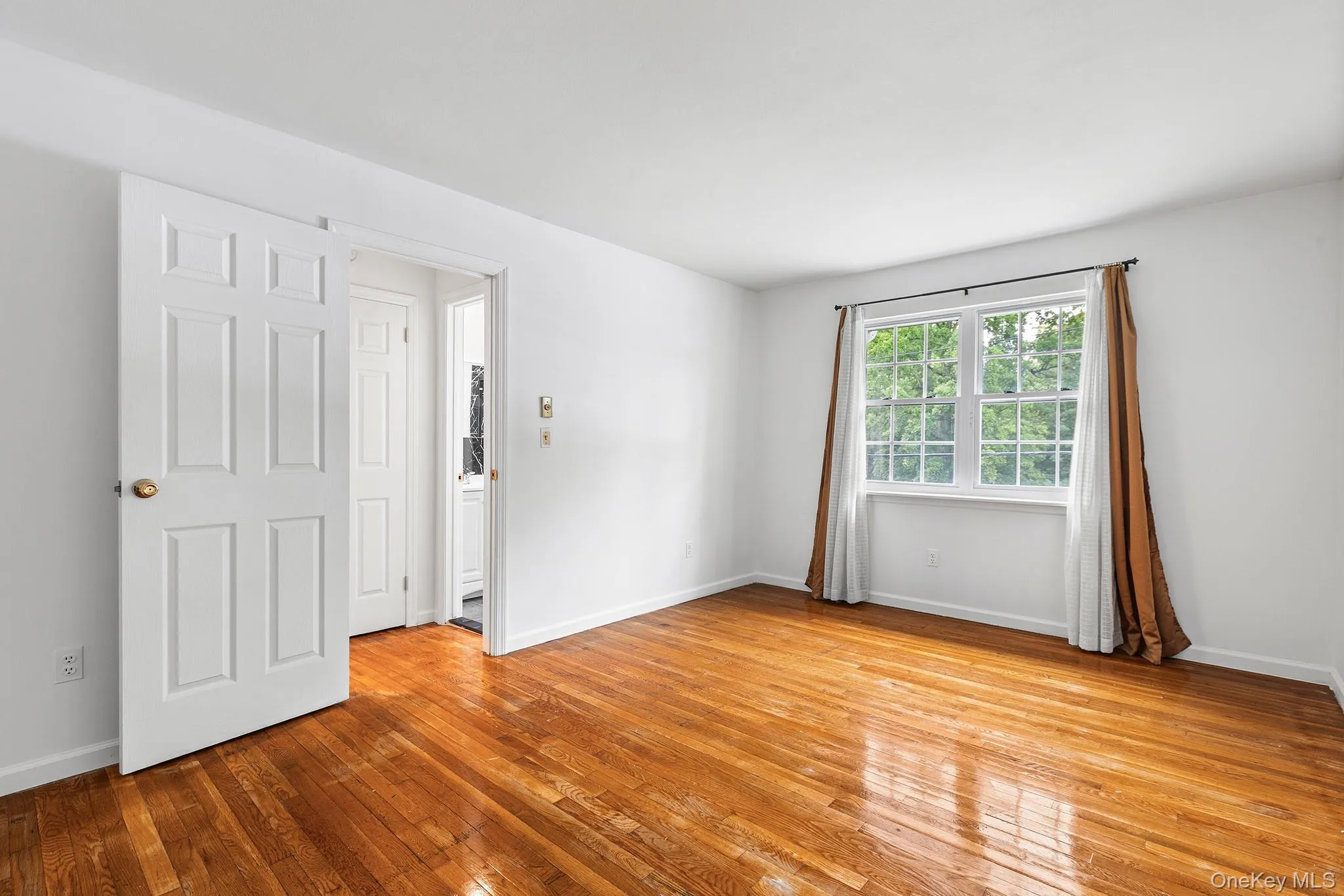 5 Wildwood Drive, Wappinger, NY, 1 Bedroom Bedrooms, 3 Rooms Rooms,1 BathroomBathrooms,Residential,For Rent,Wildwood,0,1025307 5 Wildwood Drive, Wappinger, NY, 1 Bedroom Bedrooms, 3 Rooms Rooms,1 BathroomBathrooms,Residential,For Rent,Wildwood,0,1025307