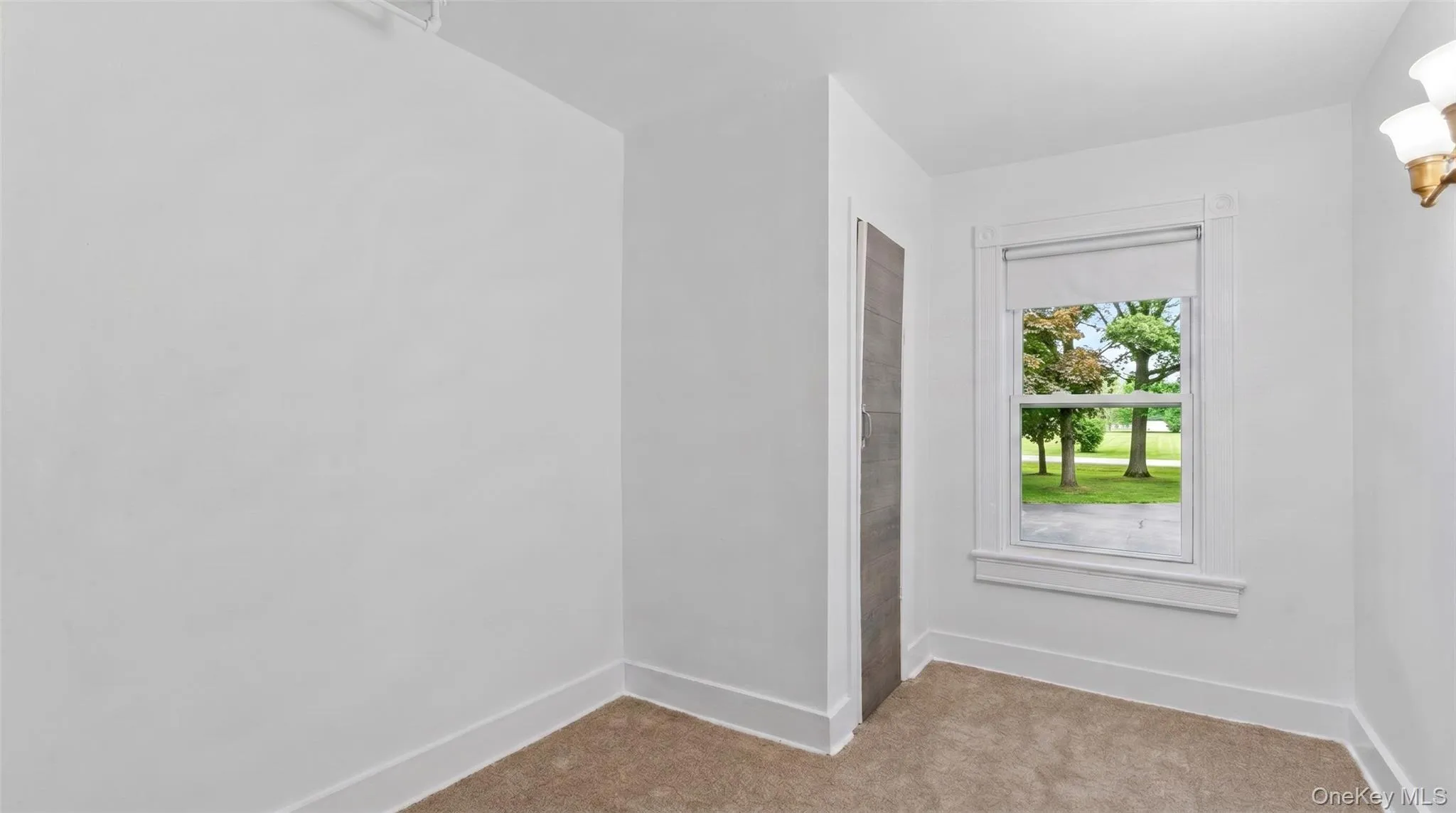 376 Montauk Highway, Southampton, NY, 2 Bedrooms Bedrooms, 5 Rooms Rooms,1 BathroomBathrooms,Residential Lease,For Rent,Montauk,0,1025318 376 Montauk Highway, Southampton, NY, 2 Bedrooms Bedrooms, 5 Rooms Rooms,1 BathroomBathrooms,Residential Lease,For Rent,Montauk,0,1025318