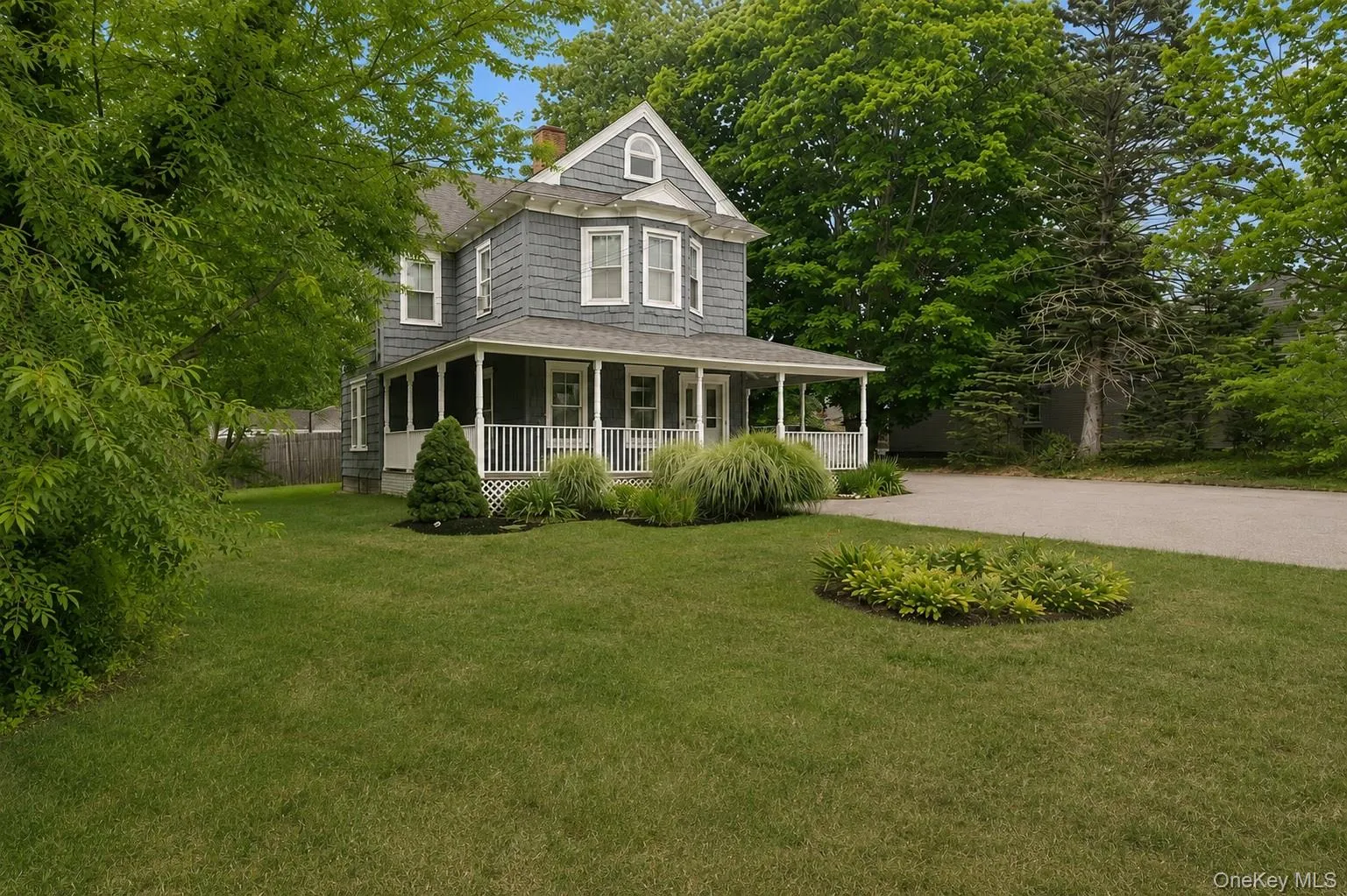 376 Montauk Highway, Southampton, NY, 2 Bedrooms Bedrooms, 5 Rooms Rooms,1 BathroomBathrooms,Residential Lease,For Rent,Montauk,0,1025318 376 Montauk Highway, Southampton, NY, 2 Bedrooms Bedrooms, 5 Rooms Rooms,1 BathroomBathrooms,Residential Lease,For Rent,Montauk,0,1025318