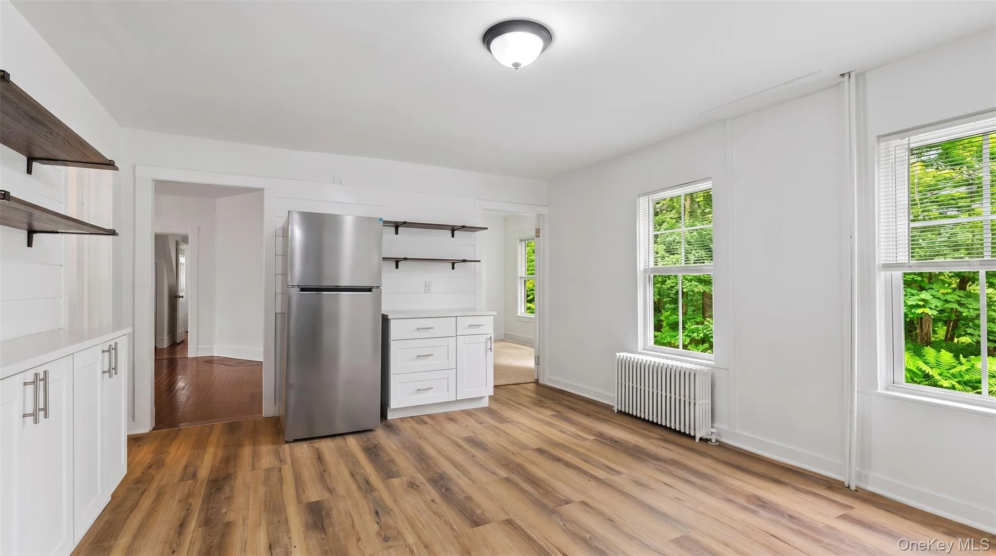 376 Montauk Highway, Southampton, NY, 2 Bedrooms Bedrooms, 5 Rooms Rooms,1 BathroomBathrooms,Residential Lease,For Rent,Montauk,0,1025318 376 Montauk Highway, Southampton, NY, 2 Bedrooms Bedrooms, 5 Rooms Rooms,1 BathroomBathrooms,Residential Lease,For Rent,Montauk,0,1025318