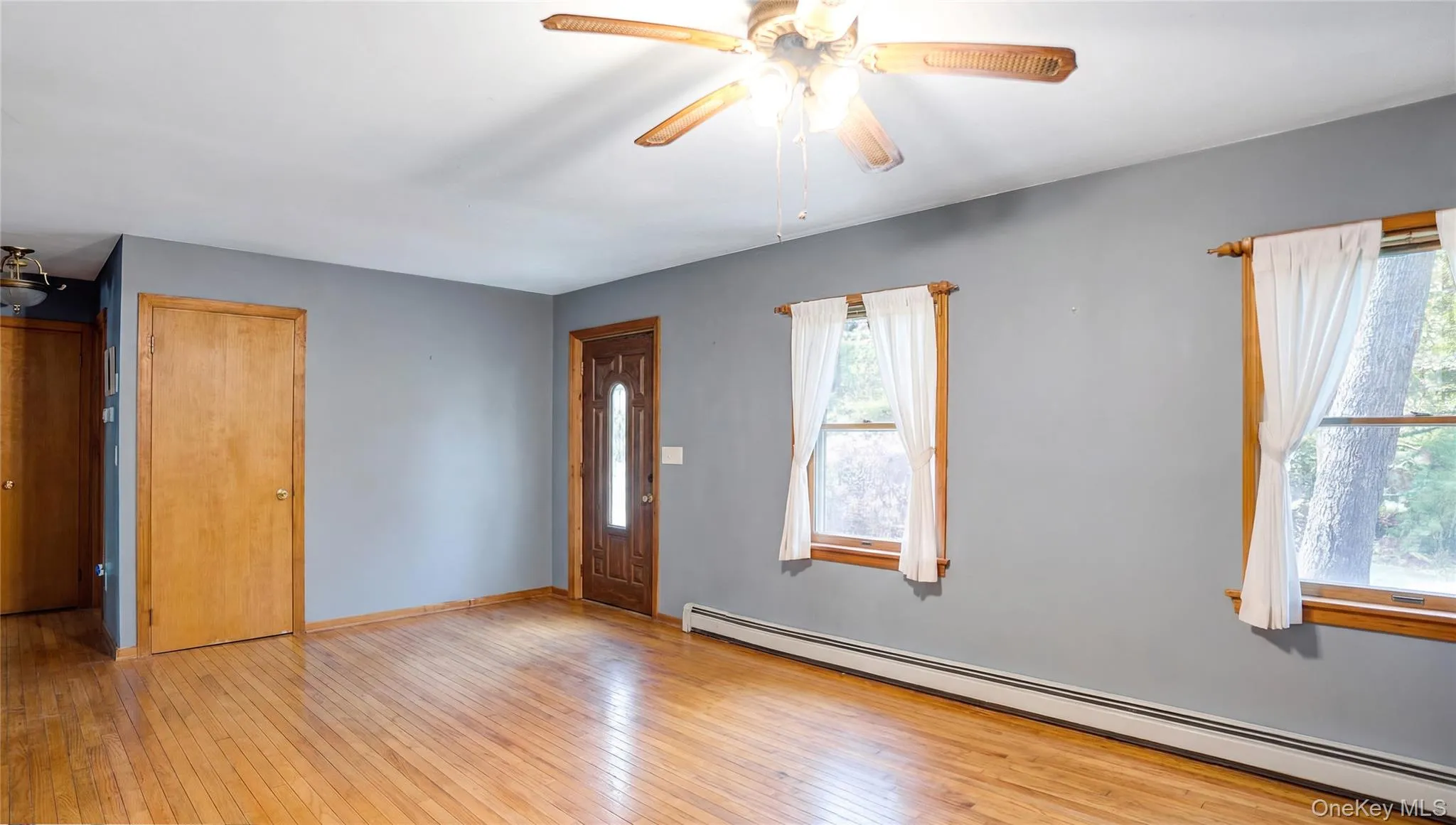 29 Boatheaders Lane, East Hampton, NY, 2 Bedrooms Bedrooms, 4 Rooms Rooms,1 BathroomBathrooms,Residential,For Rent,Boatheaders,0,1025320 29 Boatheaders Lane, East Hampton, NY, 2 Bedrooms Bedrooms, 4 Rooms Rooms,1 BathroomBathrooms,Residential,For Rent,Boatheaders,0,1025320