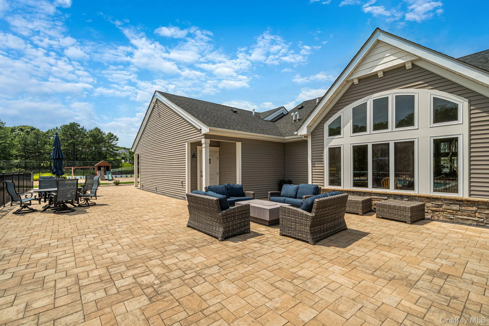 Clubhouse Patio Clubhouse Patio