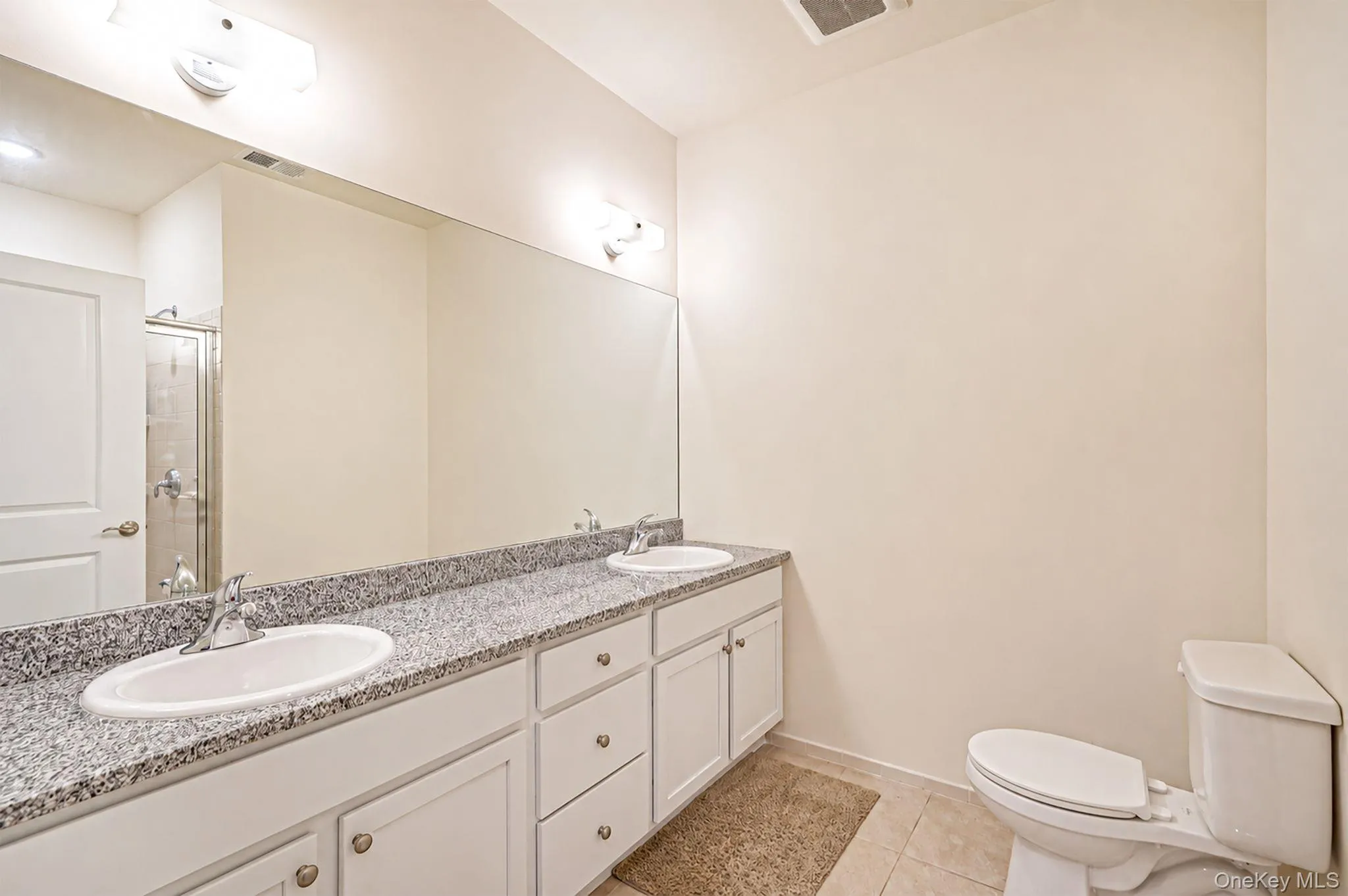 77 Willow Circle, Brookhaven, NY, 2 Bedrooms Bedrooms, 7 Rooms Rooms,2 BathroomsBathrooms,Residential,For Rent,Willow,0,1025323 77 Willow Circle, Brookhaven, NY, 2 Bedrooms Bedrooms, 7 Rooms Rooms,2 BathroomsBathrooms,Residential,For Rent,Willow,0,1025323