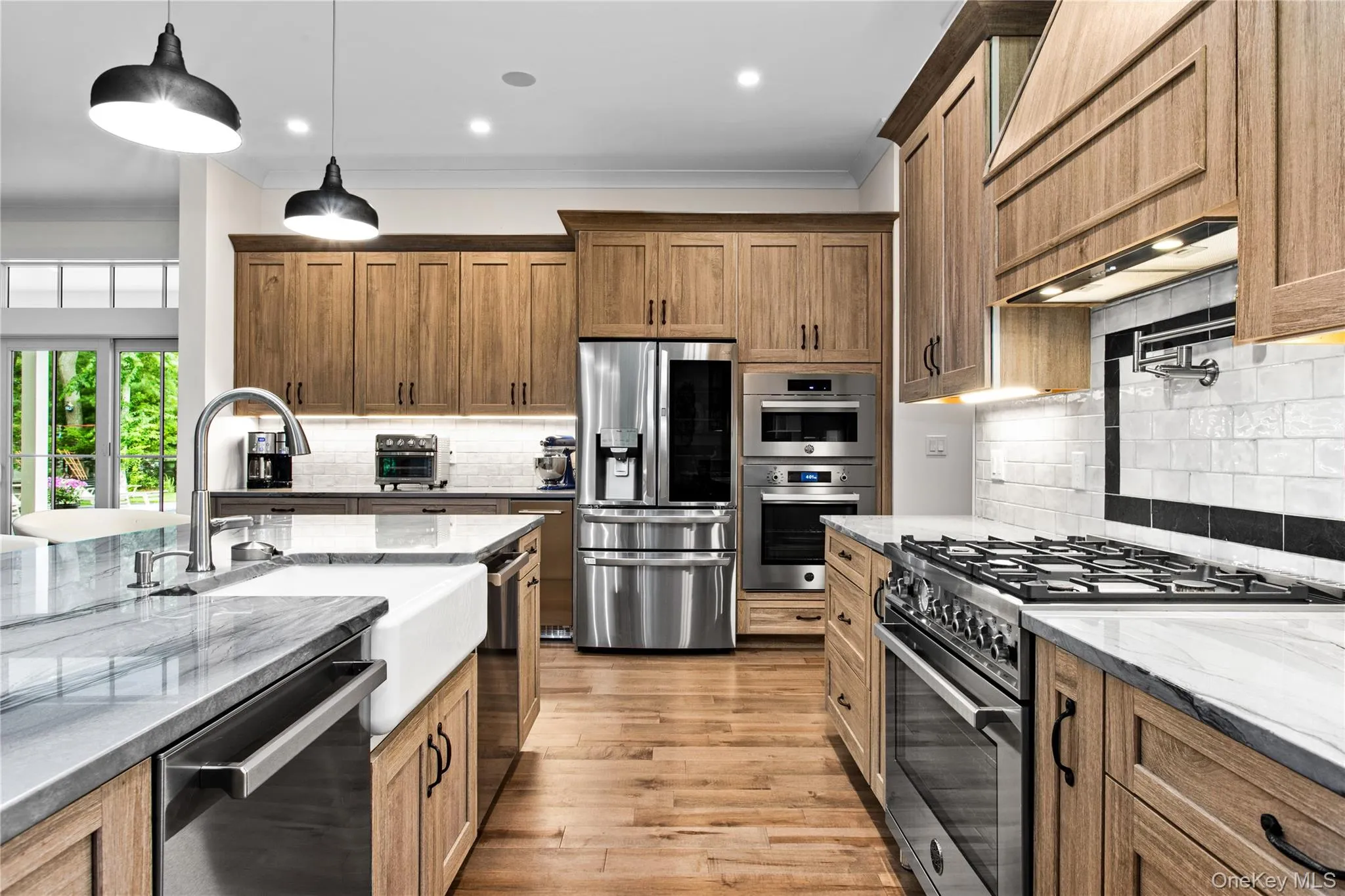 9 Deerland Drive, Southampton, NY, 6 Bedrooms Bedrooms, 16 Rooms Rooms,5 BathroomsBathrooms,Residential,For Rent,Deerland,0,1025325 9 Deerland Drive, Southampton, NY, 6 Bedrooms Bedrooms, 16 Rooms Rooms,5 BathroomsBathrooms,Residential,For Rent,Deerland,0,1025325