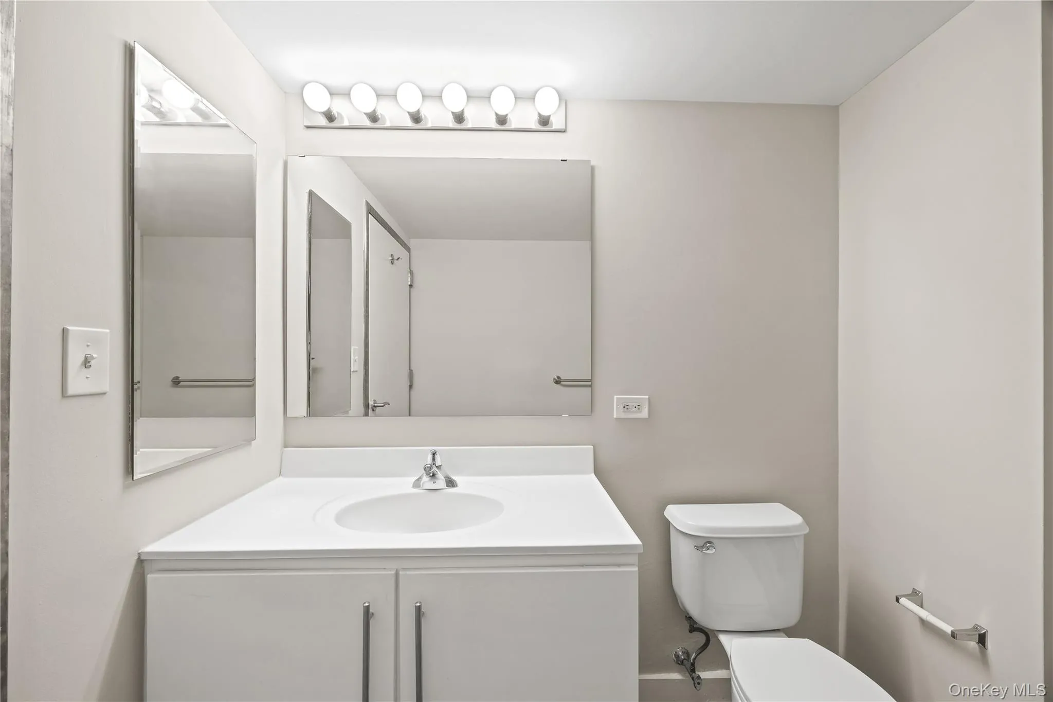 66 Main Street, Yonkers, NY, 3 Rooms Rooms,1 BathroomBathrooms,Residential Lease,For Rent,Main,0,1025329 66 Main Street, Yonkers, NY, 3 Rooms Rooms,1 BathroomBathrooms,Residential Lease,For Rent,Main,0,1025329