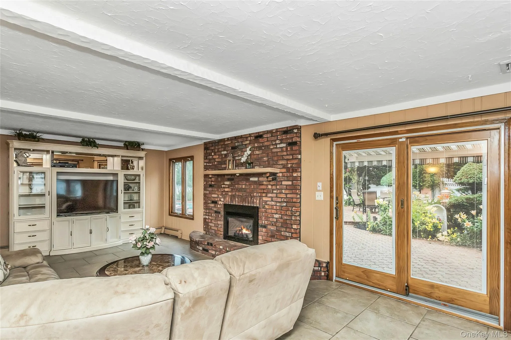 3901 Jane Court, Oyster Bay, NY, 4 Bedrooms Bedrooms, 8 Rooms Rooms,2 BathroomsBathrooms,Residential,For Rent,Jane,0,1025336 3901 Jane Court, Oyster Bay, NY, 4 Bedrooms Bedrooms, 8 Rooms Rooms,2 BathroomsBathrooms,Residential,For Rent,Jane,0,1025336