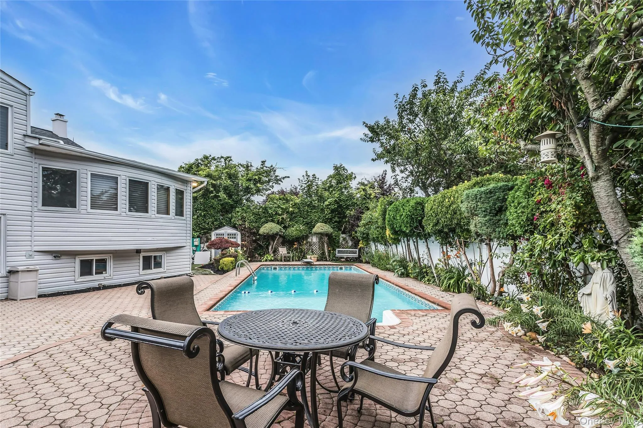 3901 Jane Court, Oyster Bay, NY, 4 Bedrooms Bedrooms, 8 Rooms Rooms,2 BathroomsBathrooms,Residential,For Rent,Jane,0,1025336 3901 Jane Court, Oyster Bay, NY, 4 Bedrooms Bedrooms, 8 Rooms Rooms,2 BathroomsBathrooms,Residential,For Rent,Jane,0,1025336