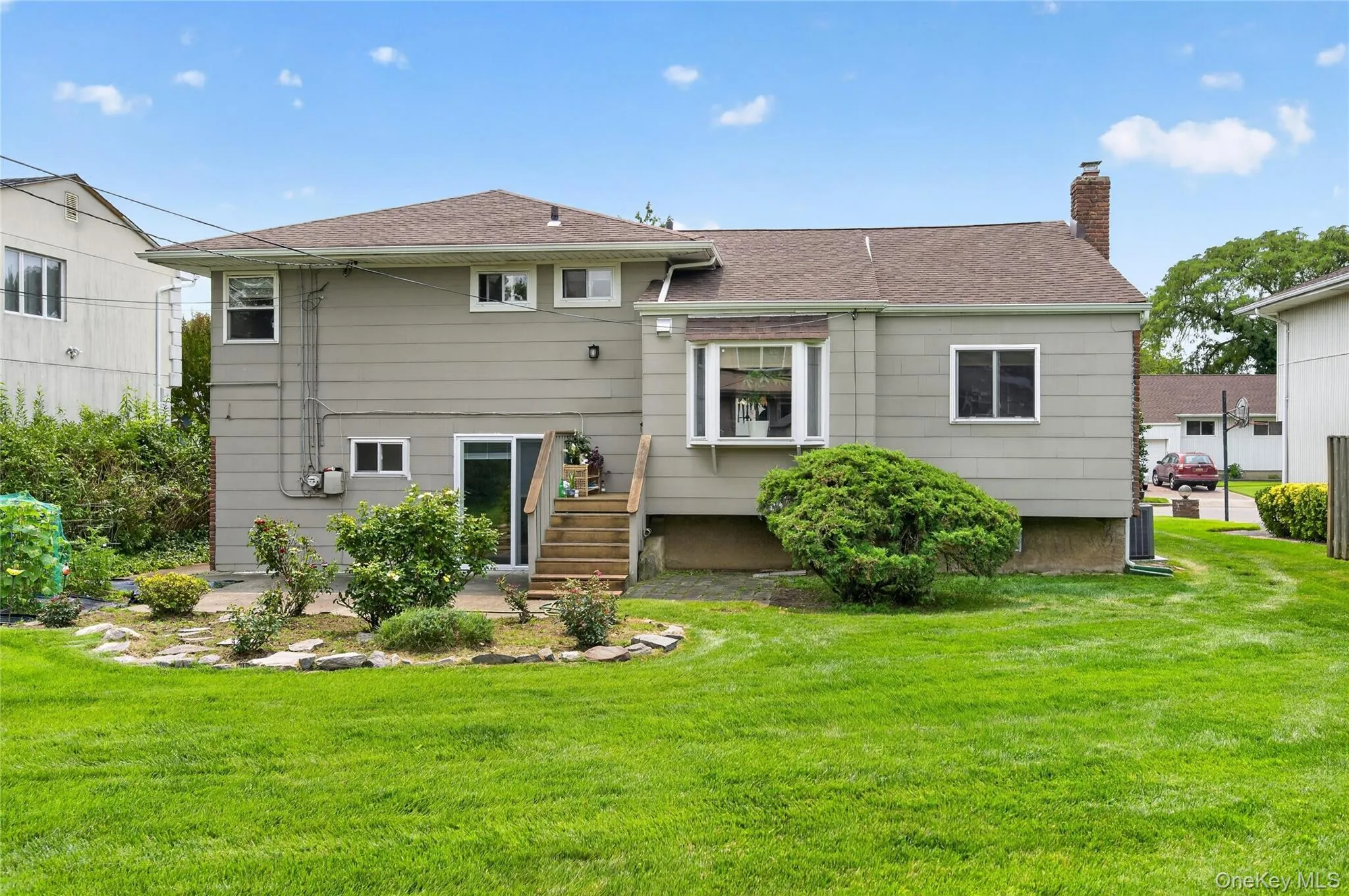 14 Holiday Park Drive, North Hempstead, NY, 3 Bedrooms Bedrooms, 7 Rooms Rooms,2 BathroomsBathrooms,Residential,For Rent,Holiday Park,0,1025337 14 Holiday Park Drive, North Hempstead, NY, 3 Bedrooms Bedrooms, 7 Rooms Rooms,2 BathroomsBathrooms,Residential,For Rent,Holiday Park,0,1025337
