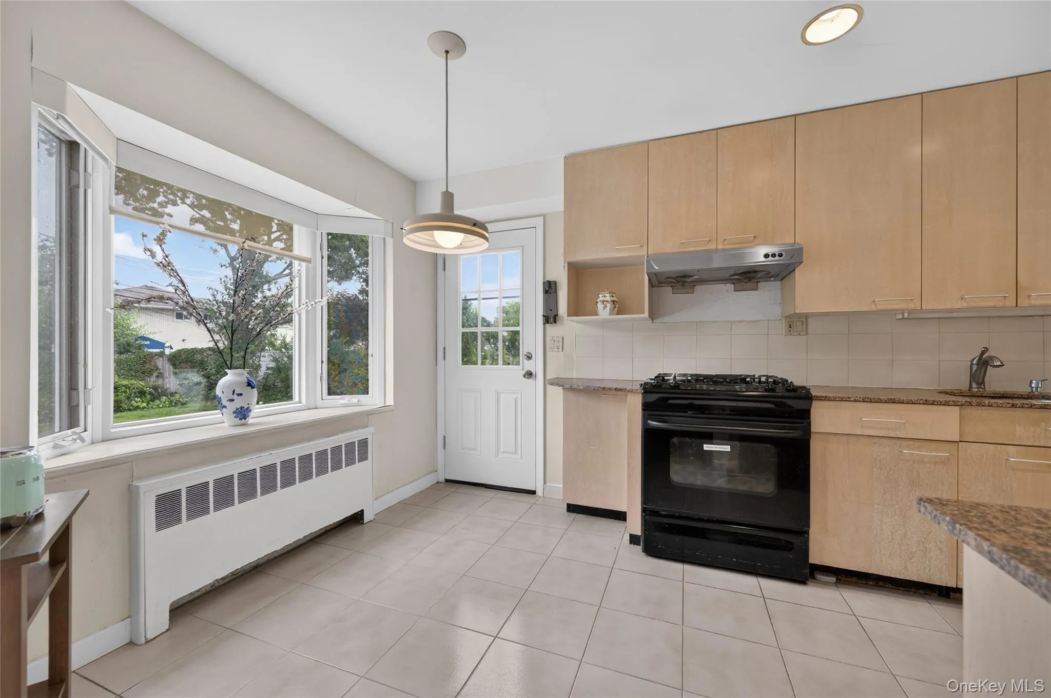 14 Holiday Park Drive, North Hempstead, NY, 3 Bedrooms Bedrooms, 7 Rooms Rooms,2 BathroomsBathrooms,Residential,For Rent,Holiday Park,0,1025337 14 Holiday Park Drive, North Hempstead, NY, 3 Bedrooms Bedrooms, 7 Rooms Rooms,2 BathroomsBathrooms,Residential,For Rent,Holiday Park,0,1025337