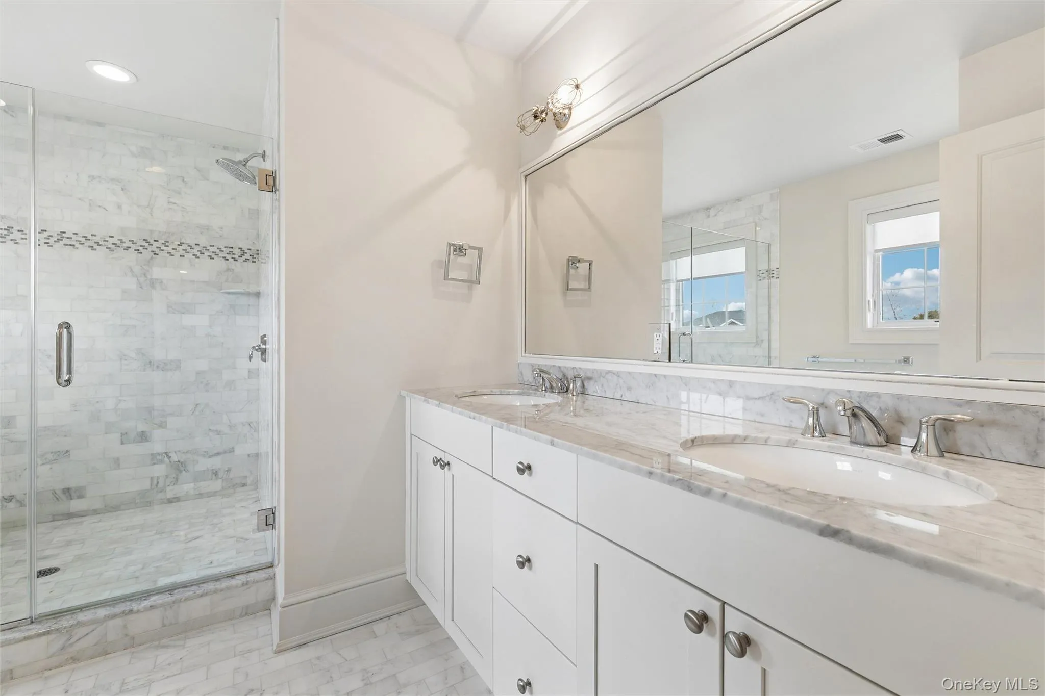 22 Summer Drive, Southampton, NY, 4 Bedrooms Bedrooms, 14 Rooms Rooms,3 BathroomsBathrooms,Residential,For Rent,Summer,0,1025348 22 Summer Drive, Southampton, NY, 4 Bedrooms Bedrooms, 14 Rooms Rooms,3 BathroomsBathrooms,Residential,For Rent,Summer,0,1025348