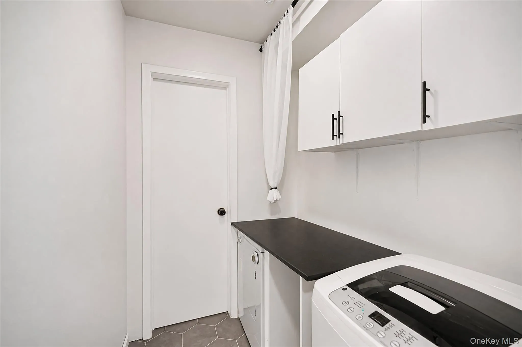 244 Lake Pointe Circle, Brookhaven, NY, 2 Bedrooms Bedrooms, 4 Rooms Rooms,1 BathroomBathrooms,Residential,For Rent,Lake Pointe Circle,0,1025350 244 Lake Pointe Circle, Brookhaven, NY, 2 Bedrooms Bedrooms, 4 Rooms Rooms,1 BathroomBathrooms,Residential,For Rent,Lake Pointe Circle,0,1025350