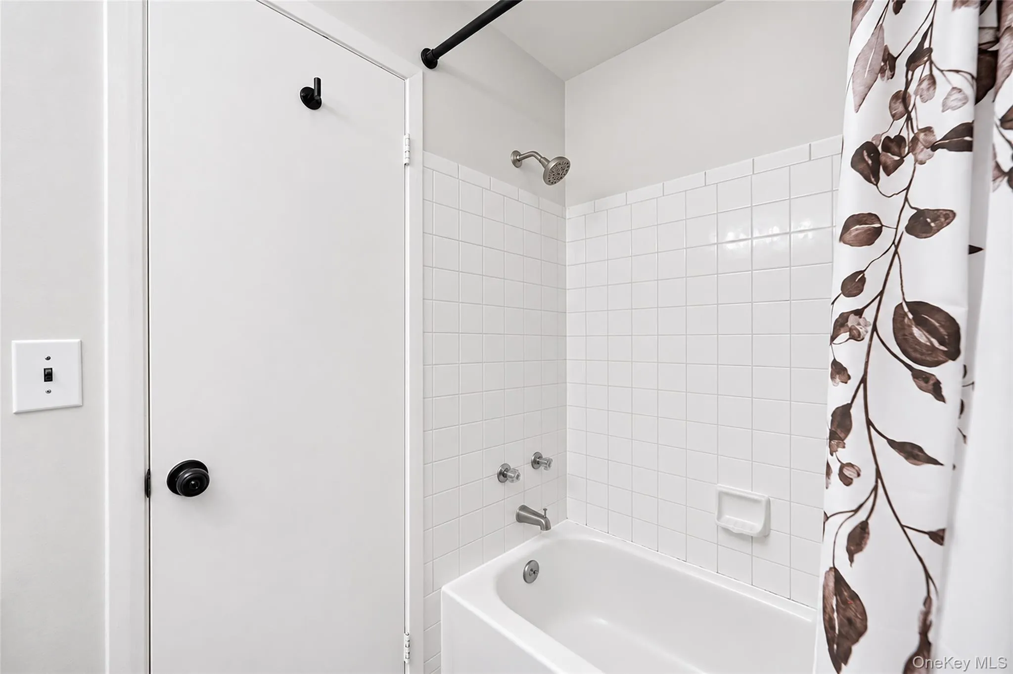 244 Lake Pointe Circle, Brookhaven, NY, 2 Bedrooms Bedrooms, 4 Rooms Rooms,1 BathroomBathrooms,Residential,For Rent,Lake Pointe Circle,0,1025350 244 Lake Pointe Circle, Brookhaven, NY, 2 Bedrooms Bedrooms, 4 Rooms Rooms,1 BathroomBathrooms,Residential,For Rent,Lake Pointe Circle,0,1025350