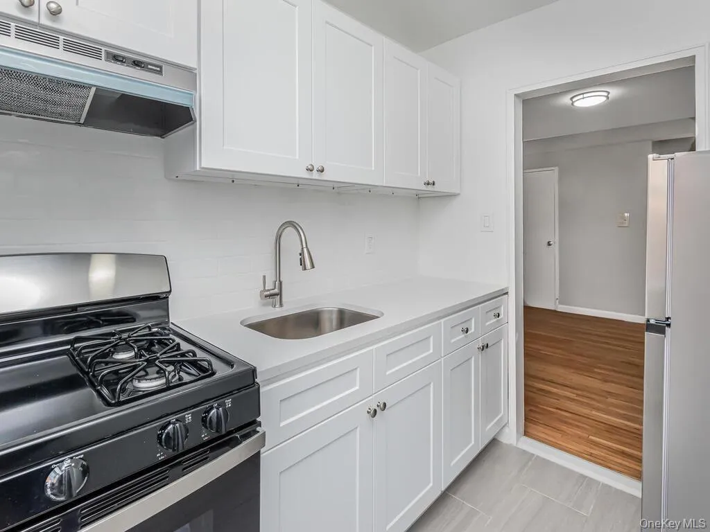 6535 Broadway, New York, NY, 1 Bedroom Bedrooms, 3 Rooms Rooms,1 BathroomBathrooms,Residential,For Rent,Broadway,0,1025352 6535 Broadway, New York, NY, 1 Bedroom Bedrooms, 3 Rooms Rooms,1 BathroomBathrooms,Residential,For Rent,Broadway,0,1025352