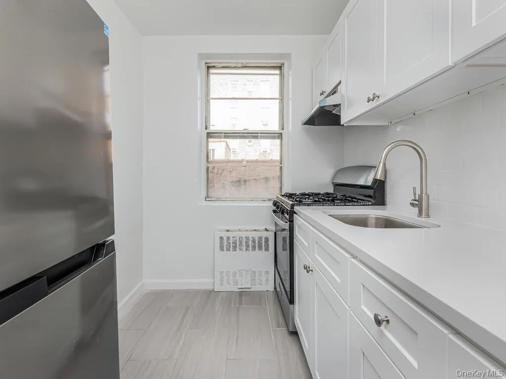 6535 Broadway, New York, NY, 1 Bedroom Bedrooms, 3 Rooms Rooms,1 BathroomBathrooms,Residential,For Rent,Broadway,0,1025352 6535 Broadway, New York, NY, 1 Bedroom Bedrooms, 3 Rooms Rooms,1 BathroomBathrooms,Residential,For Rent,Broadway,0,1025352