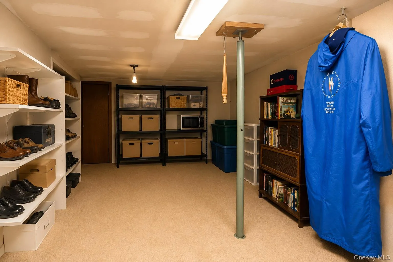10 Melia Way, Huntington, NY, 4 Bedrooms Bedrooms, 9 Rooms Rooms,2 BathroomsBathrooms,Residential,For Rent,Melia,0,1025353 10 Melia Way, Huntington, NY, 4 Bedrooms Bedrooms, 9 Rooms Rooms,2 BathroomsBathrooms,Residential,For Rent,Melia,0,1025353