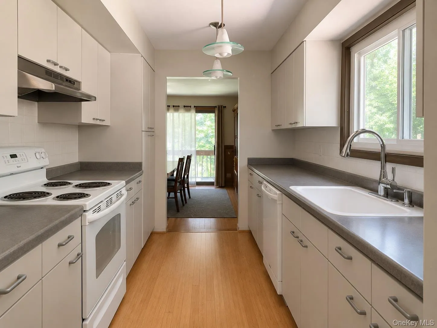 10 Melia Way, Huntington, NY, 4 Bedrooms Bedrooms, 9 Rooms Rooms,2 BathroomsBathrooms,Residential,For Rent,Melia,0,1025353 10 Melia Way, Huntington, NY, 4 Bedrooms Bedrooms, 9 Rooms Rooms,2 BathroomsBathrooms,Residential,For Rent,Melia,0,1025353