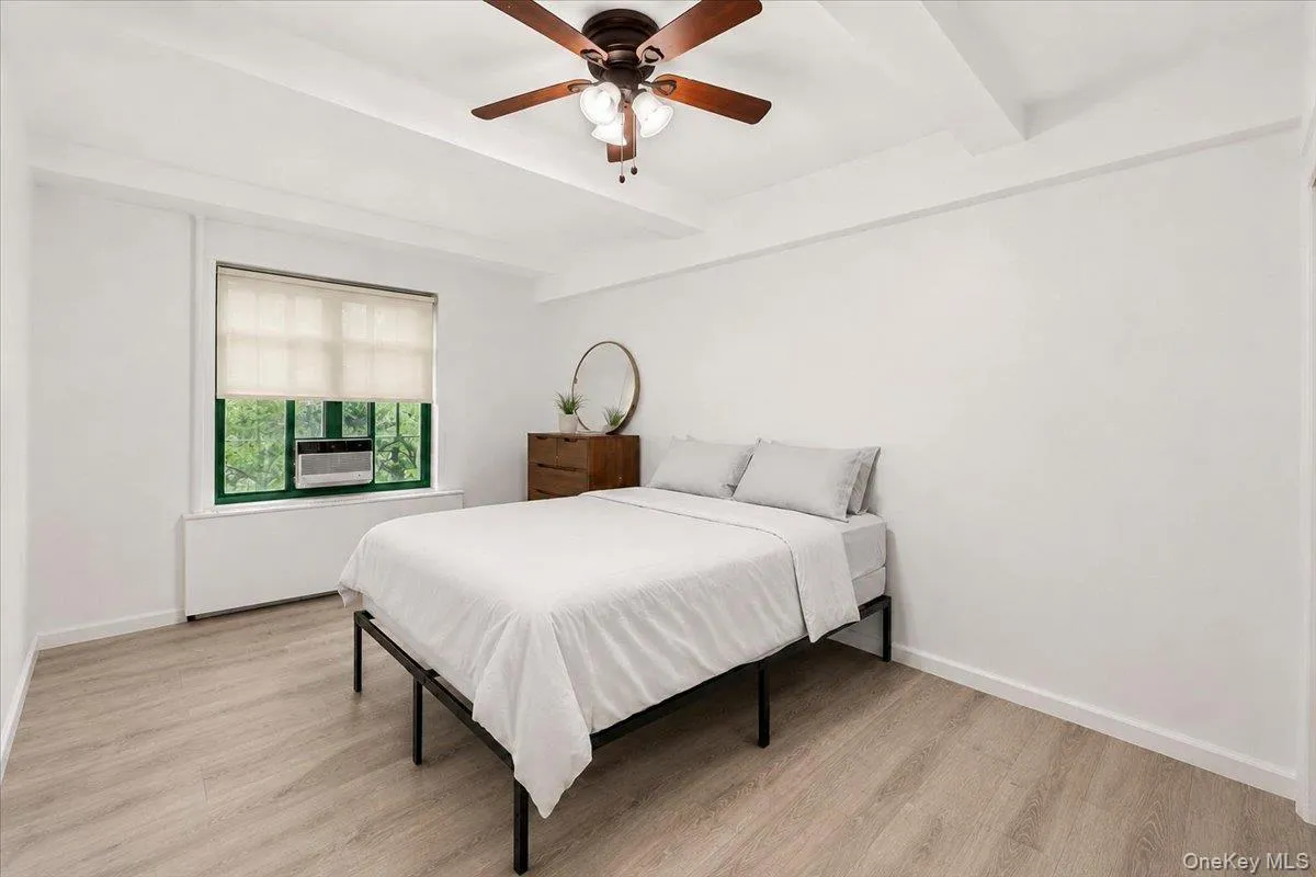 2160 Tremont Avenue, New York, NY, 2 Bedrooms Bedrooms, 4 Rooms Rooms,1 BathroomBathrooms,Residential,For Rent,Tremont,0,1025354 2160 Tremont Avenue, New York, NY, 2 Bedrooms Bedrooms, 4 Rooms Rooms,1 BathroomBathrooms,Residential,For Rent,Tremont,0,1025354