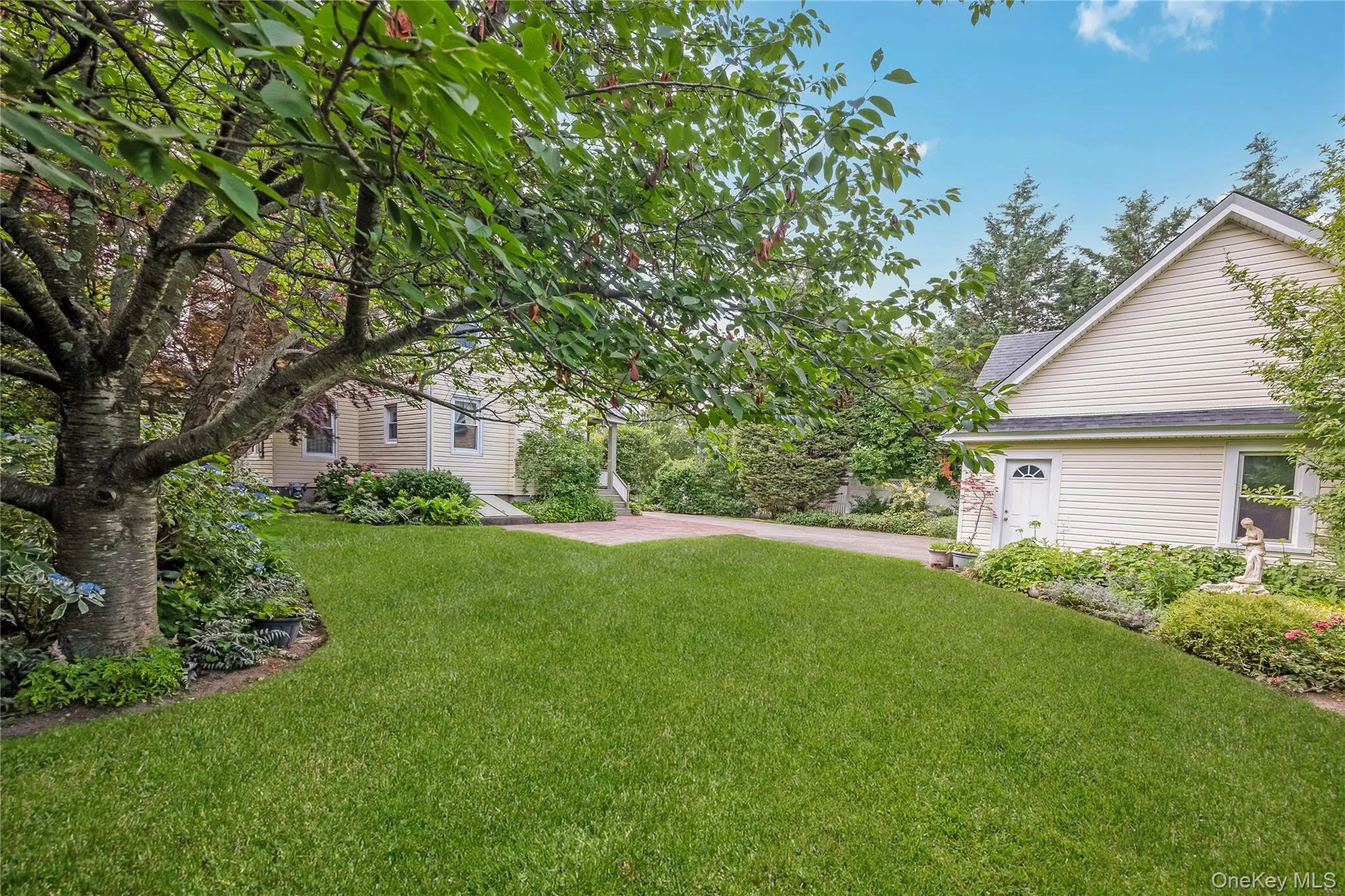 67 Davison Place, Hempstead, NY, 4 Bedrooms Bedrooms, 9 Rooms Rooms,2 BathroomsBathrooms,Residential,For Rent,Davison,0,1025359 67 Davison Place, Hempstead, NY, 4 Bedrooms Bedrooms, 9 Rooms Rooms,2 BathroomsBathrooms,Residential,For Rent,Davison,0,1025359