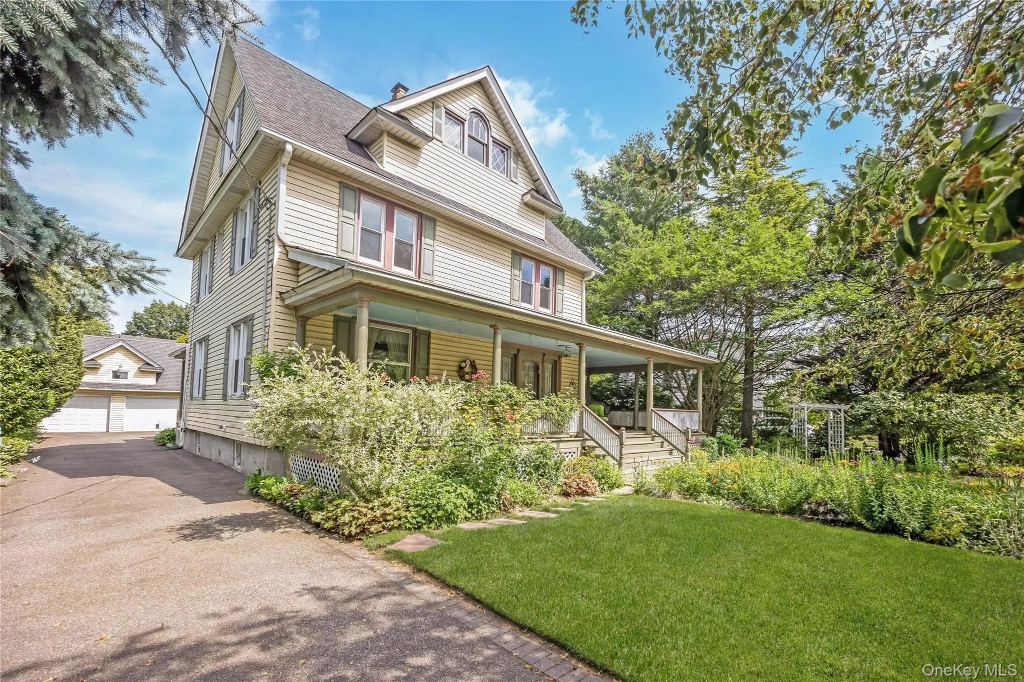 67 Davison Place, Hempstead, NY, 4 Bedrooms Bedrooms, 9 Rooms Rooms,2 BathroomsBathrooms,Residential,For Rent,Davison,0,1025359 67 Davison Place, Hempstead, NY, 4 Bedrooms Bedrooms, 9 Rooms Rooms,2 BathroomsBathrooms,Residential,For Rent,Davison,0,1025359