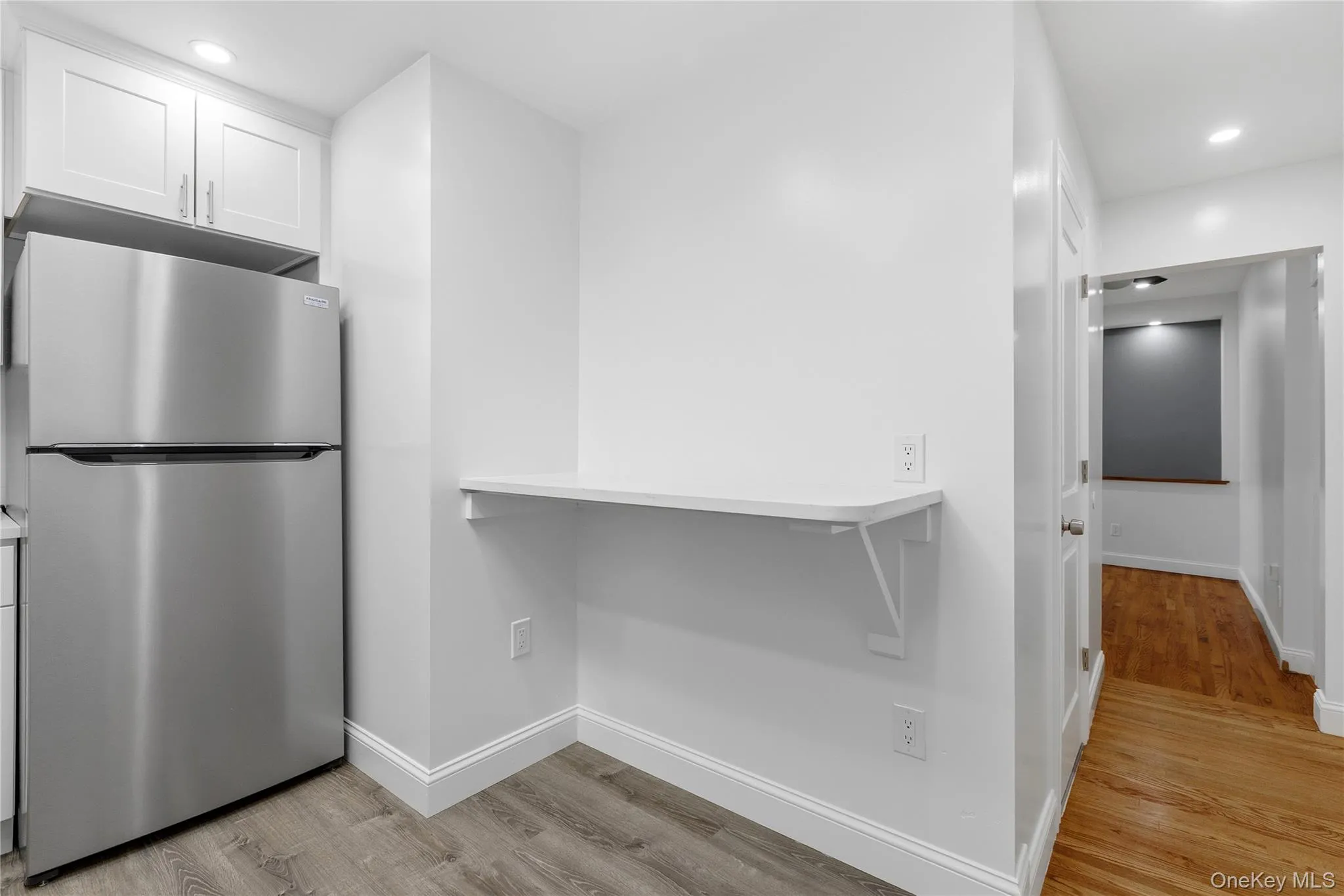 56 Highland Avenue, Ossining, NY, 1 Bedroom Bedrooms, 3 Rooms Rooms,1 BathroomBathrooms,Residential Lease,For Rent,Highland,0,1025361 56 Highland Avenue, Ossining, NY, 1 Bedroom Bedrooms, 3 Rooms Rooms,1 BathroomBathrooms,Residential Lease,For Rent,Highland,0,1025361