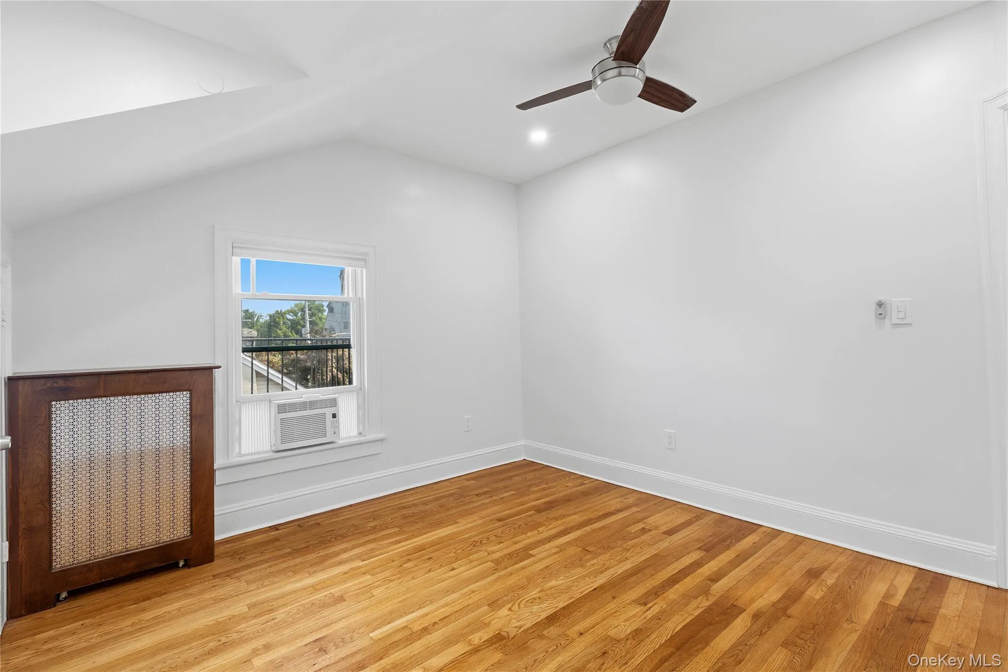 56 Highland Avenue, Ossining, NY, 1 Bedroom Bedrooms, 3 Rooms Rooms,1 BathroomBathrooms,Residential Lease,For Rent,Highland,0,1025361 56 Highland Avenue, Ossining, NY, 1 Bedroom Bedrooms, 3 Rooms Rooms,1 BathroomBathrooms,Residential Lease,For Rent,Highland,0,1025361