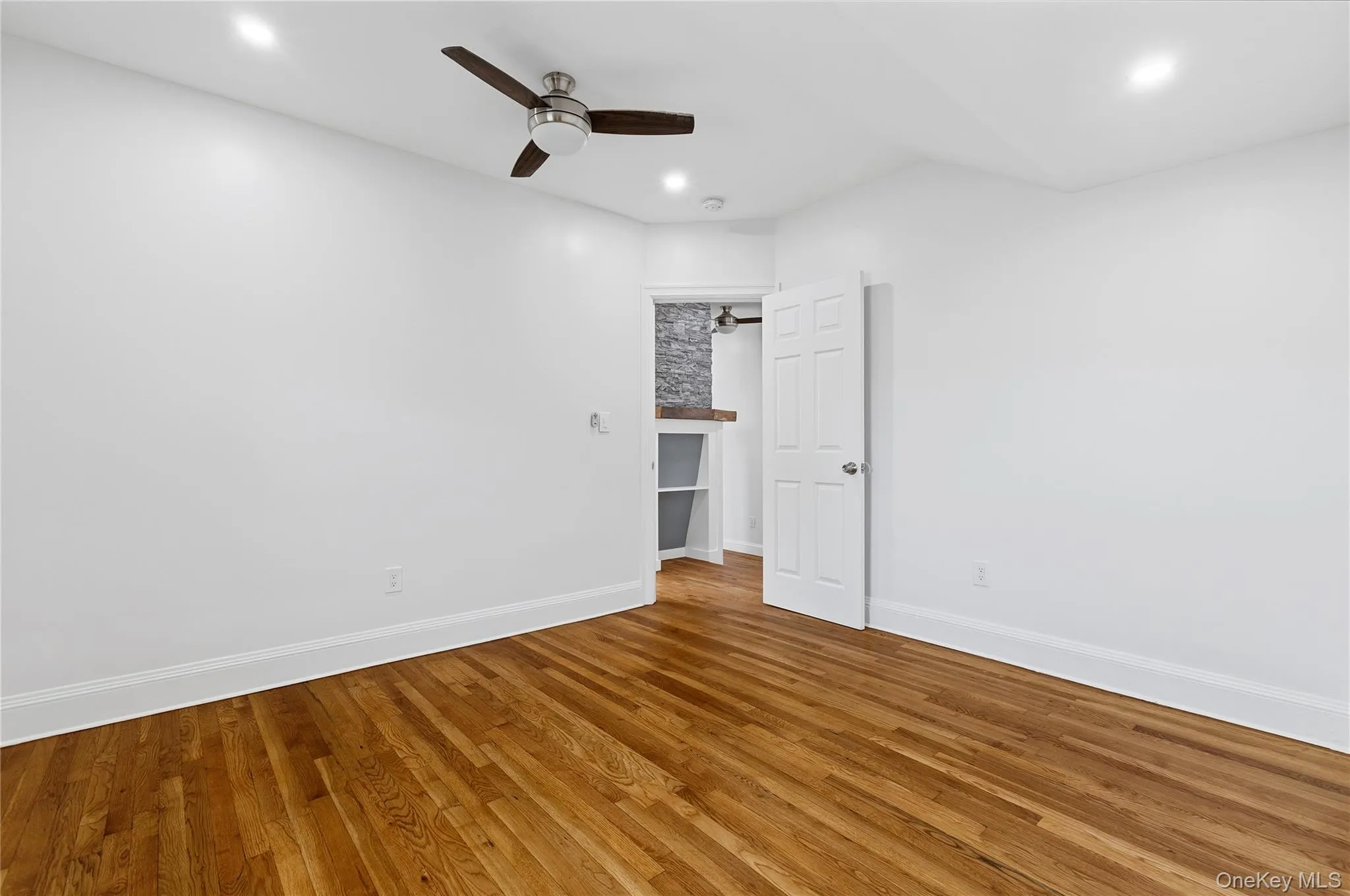 56 Highland Avenue, Ossining, NY, 1 Bedroom Bedrooms, 3 Rooms Rooms,1 BathroomBathrooms,Residential Lease,For Rent,Highland,0,1025361 56 Highland Avenue, Ossining, NY, 1 Bedroom Bedrooms, 3 Rooms Rooms,1 BathroomBathrooms,Residential Lease,For Rent,Highland,0,1025361