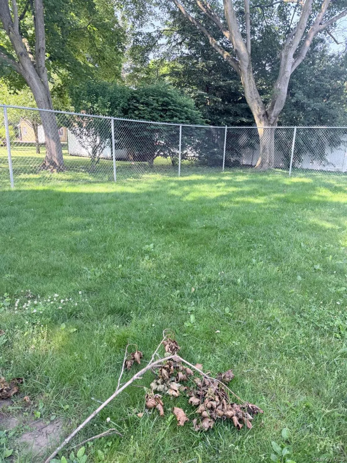 162 Landon Avenue, Out Of Area, NY, 2 Bedrooms Bedrooms, 5 Rooms Rooms,1 BathroomBathrooms,Residential,For Rent,Landon,0,1025363 162 Landon Avenue, Out Of Area, NY, 2 Bedrooms Bedrooms, 5 Rooms Rooms,1 BathroomBathrooms,Residential,For Rent,Landon,0,1025363