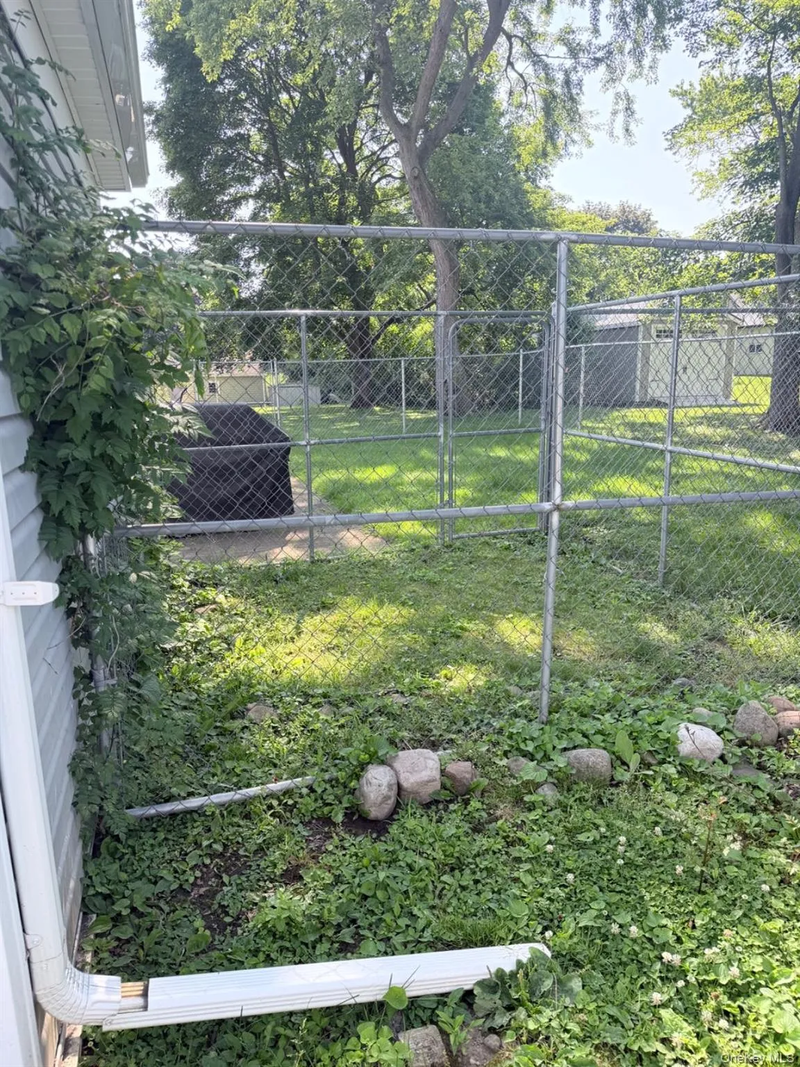 162 Landon Avenue, Out Of Area, NY, 2 Bedrooms Bedrooms, 5 Rooms Rooms,1 BathroomBathrooms,Residential,For Rent,Landon,0,1025363 162 Landon Avenue, Out Of Area, NY, 2 Bedrooms Bedrooms, 5 Rooms Rooms,1 BathroomBathrooms,Residential,For Rent,Landon,0,1025363