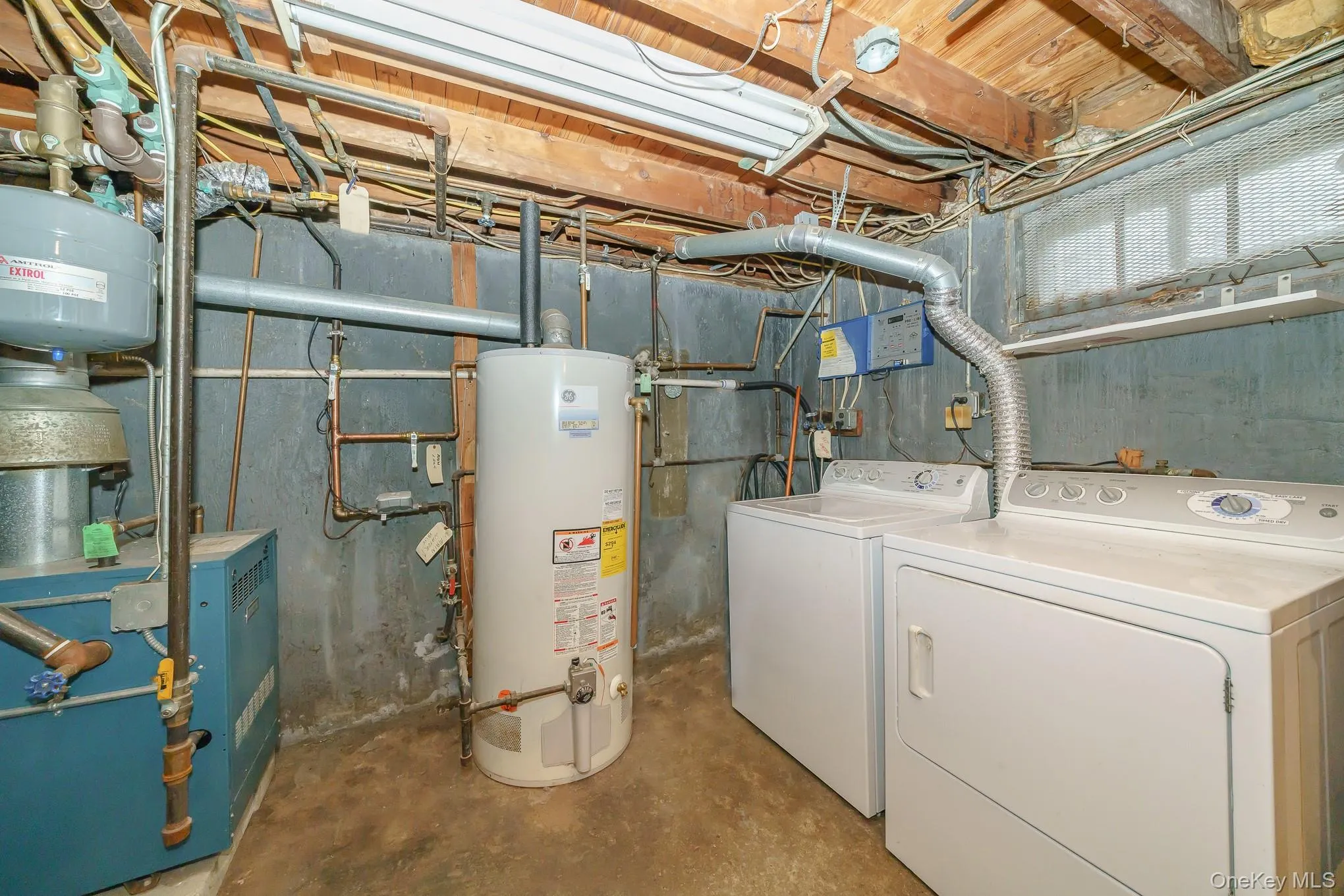 195 Albany Avenue, Oyster Bay, NY, 3 Bedrooms Bedrooms, 9 Rooms Rooms,1 BathroomBathrooms,Residential,For Rent,Albany,0,1025368 195 Albany Avenue, Oyster Bay, NY, 3 Bedrooms Bedrooms, 9 Rooms Rooms,1 BathroomBathrooms,Residential,For Rent,Albany,0,1025368