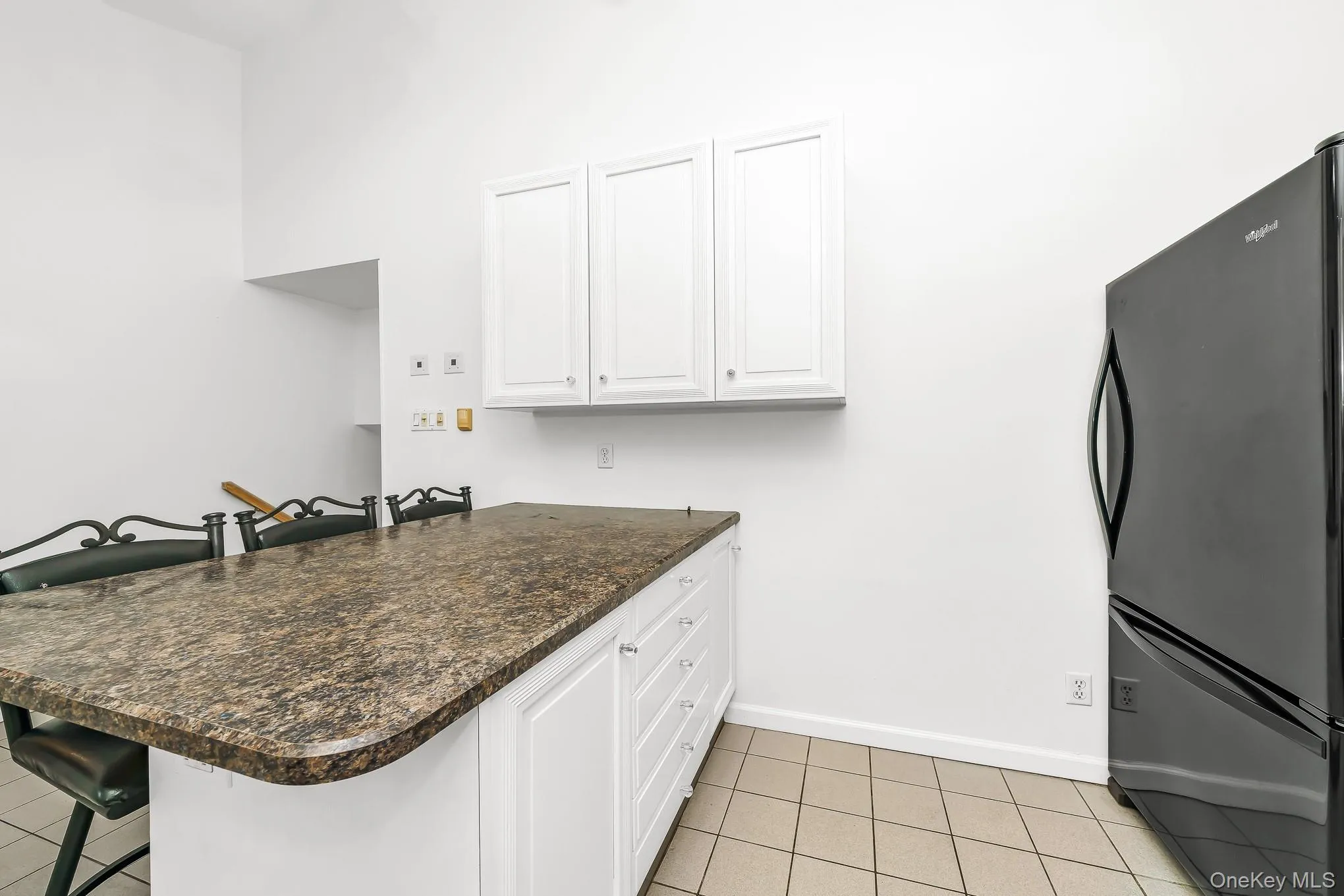 195 Albany Avenue, Oyster Bay, NY, 3 Bedrooms Bedrooms, 9 Rooms Rooms,1 BathroomBathrooms,Residential,For Rent,Albany,0,1025368 195 Albany Avenue, Oyster Bay, NY, 3 Bedrooms Bedrooms, 9 Rooms Rooms,1 BathroomBathrooms,Residential,For Rent,Albany,0,1025368