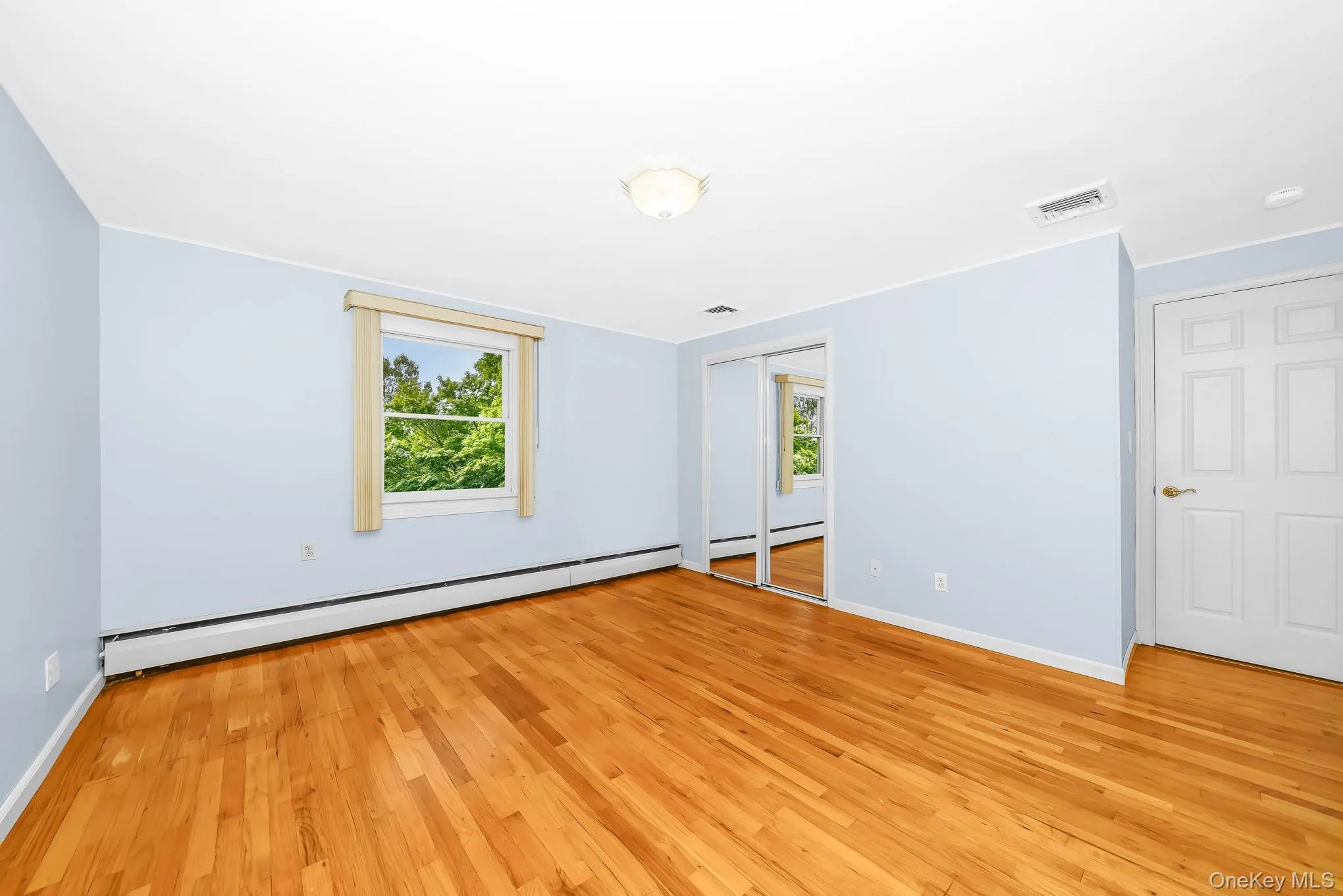 195 Albany Avenue, Oyster Bay, NY, 3 Bedrooms Bedrooms, 9 Rooms Rooms,1 BathroomBathrooms,Residential,For Rent,Albany,0,1025368 195 Albany Avenue, Oyster Bay, NY, 3 Bedrooms Bedrooms, 9 Rooms Rooms,1 BathroomBathrooms,Residential,For Rent,Albany,0,1025368